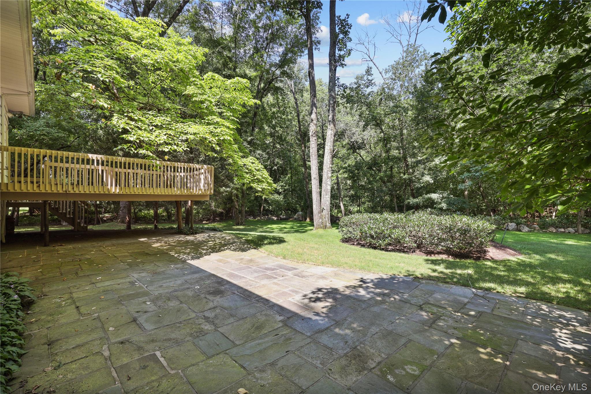 21 Iroquois Trail – For Sale photo 30