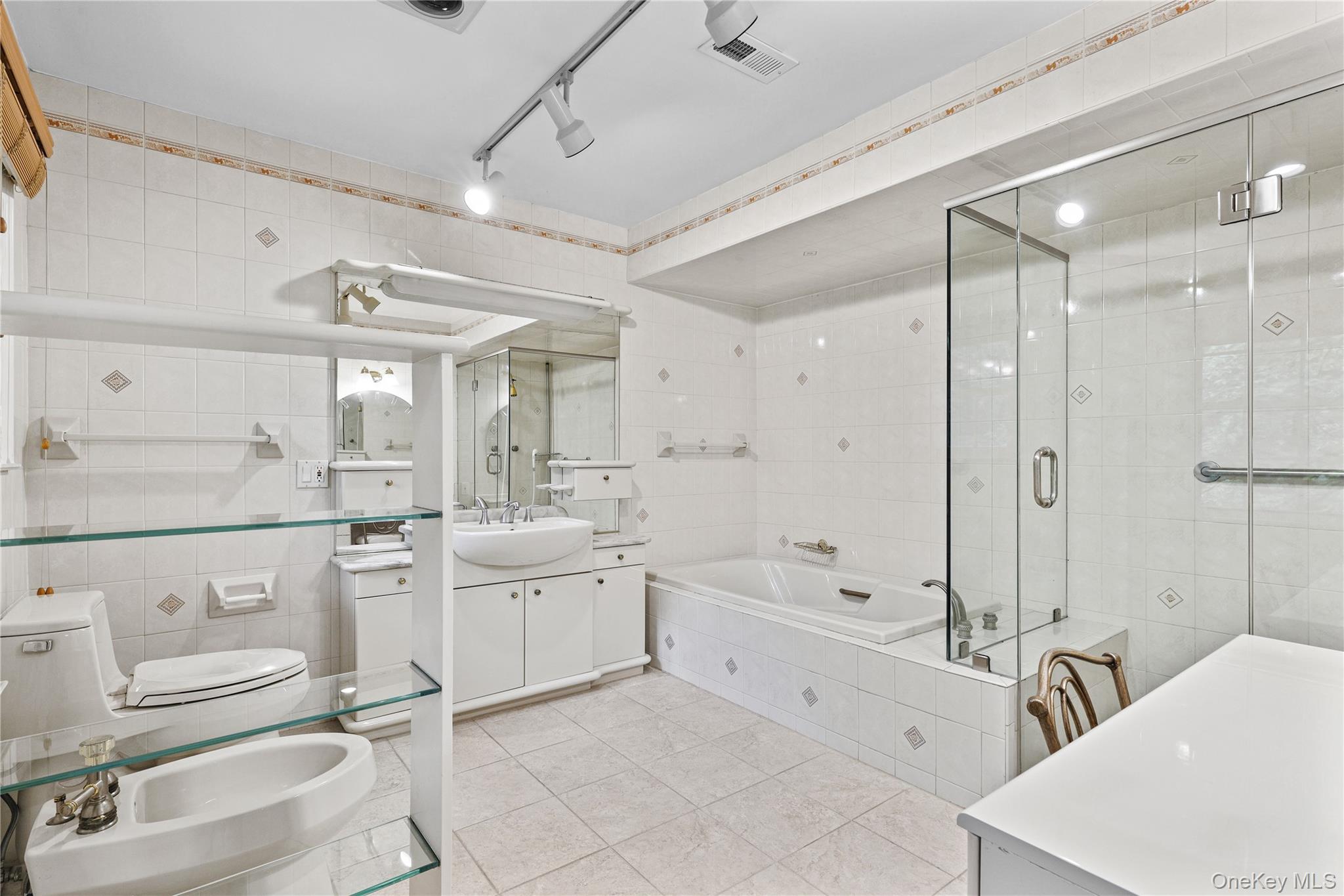 21 Iroquois Trail – For Sale photo 18