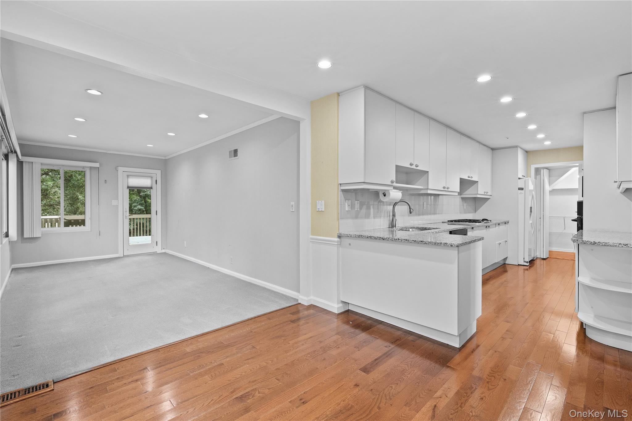 21 Iroquois Trail – For Sale photo 9