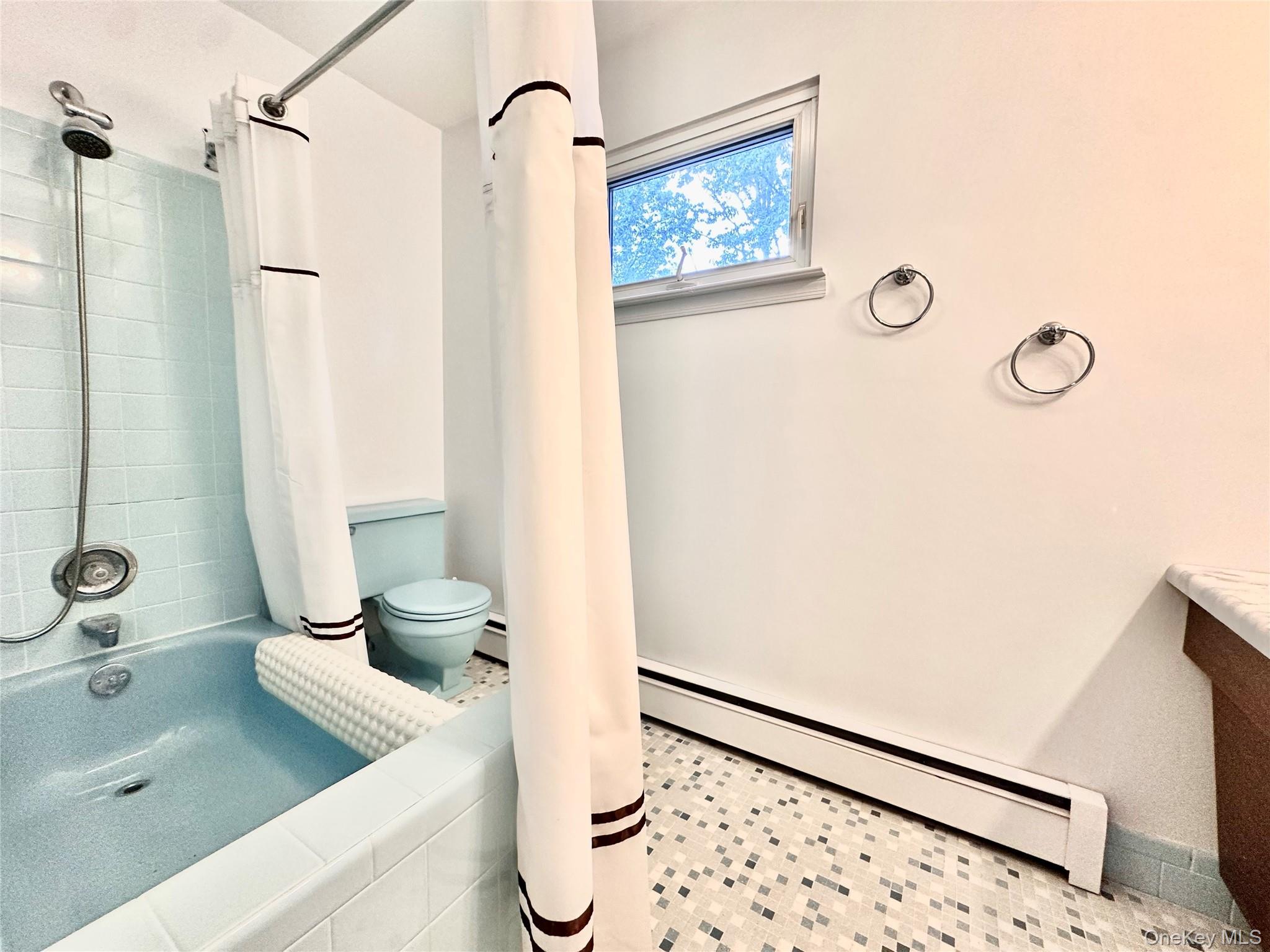 22 Sheppard Lane, Unit B photo 13