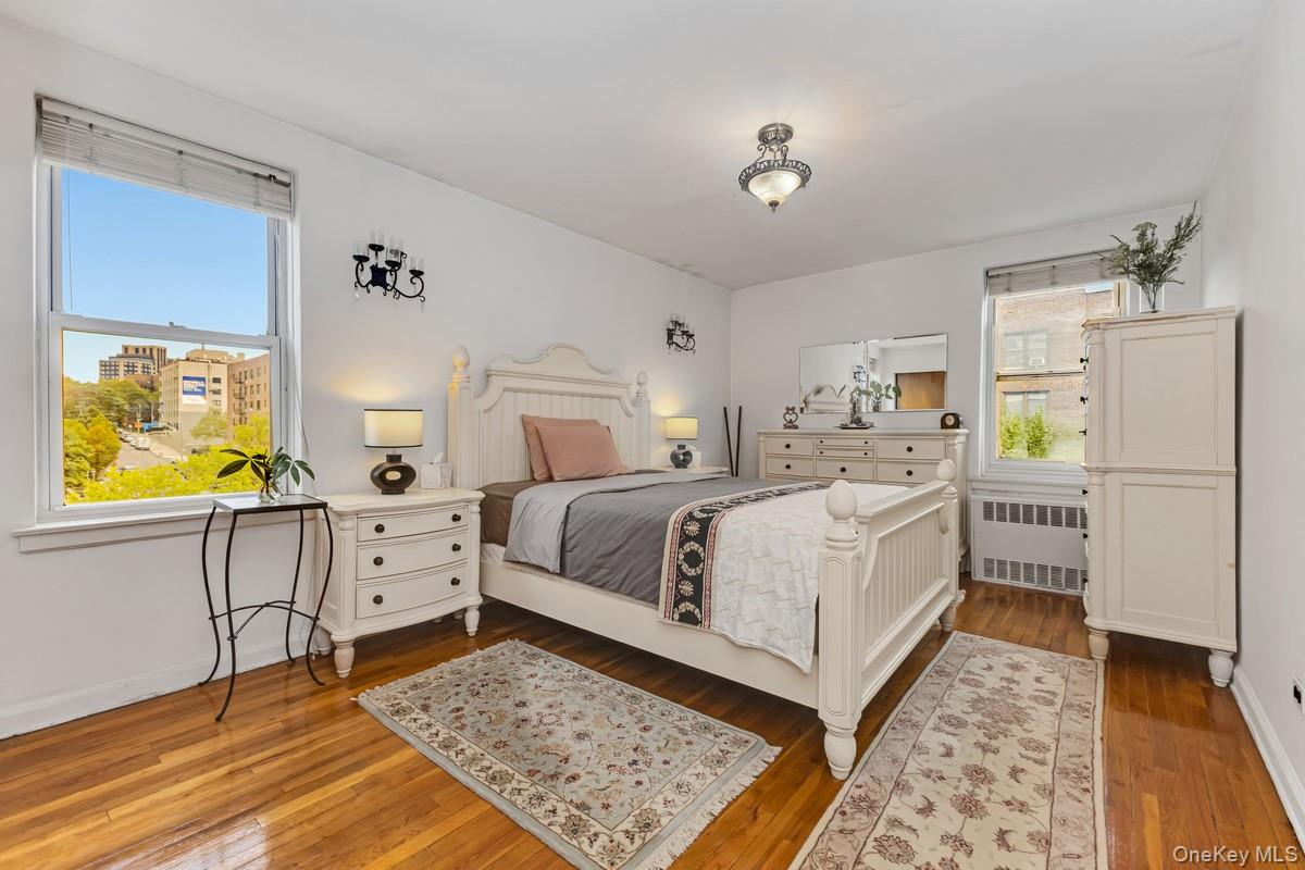 66-33 Yellowstone Boulevard, Unit 5B photo 7