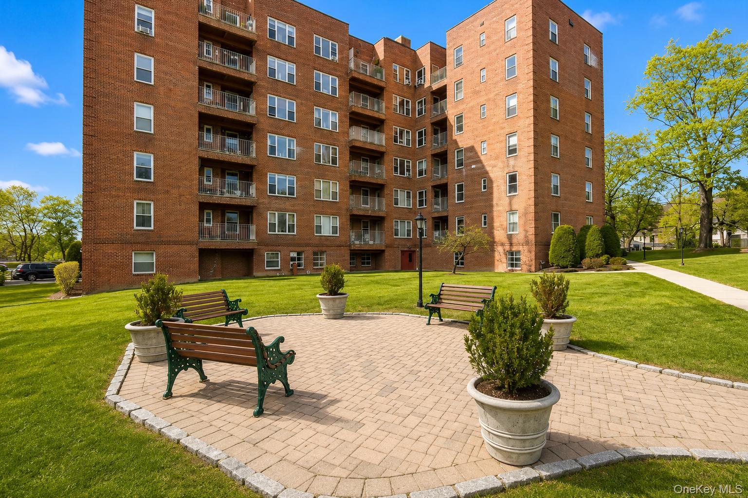 555 Broadway, Unit 1i photo 15