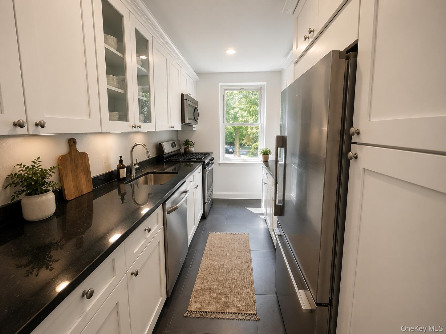 555 Broadway, Unit 1i photo 7