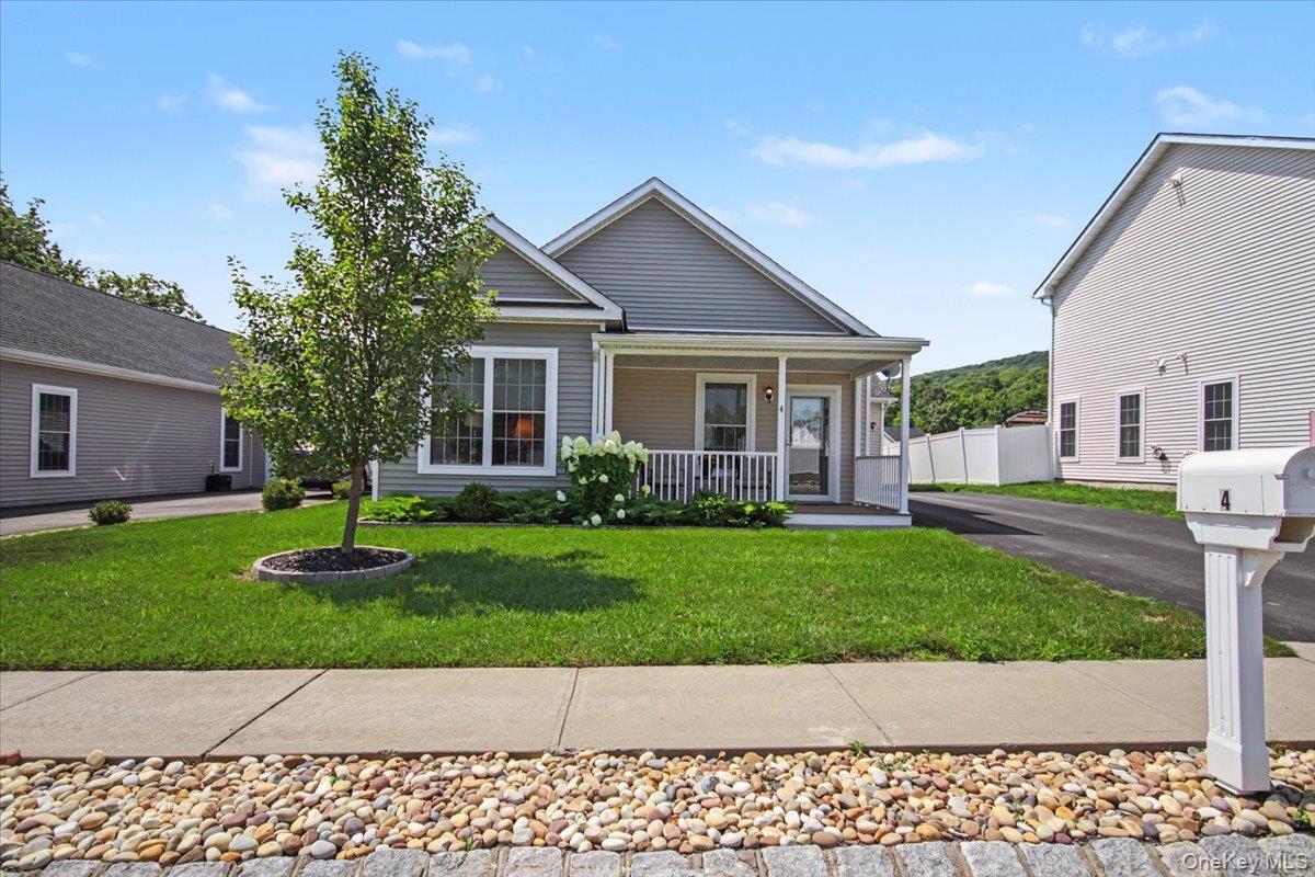 4 Alex Court – For Sale photo 3