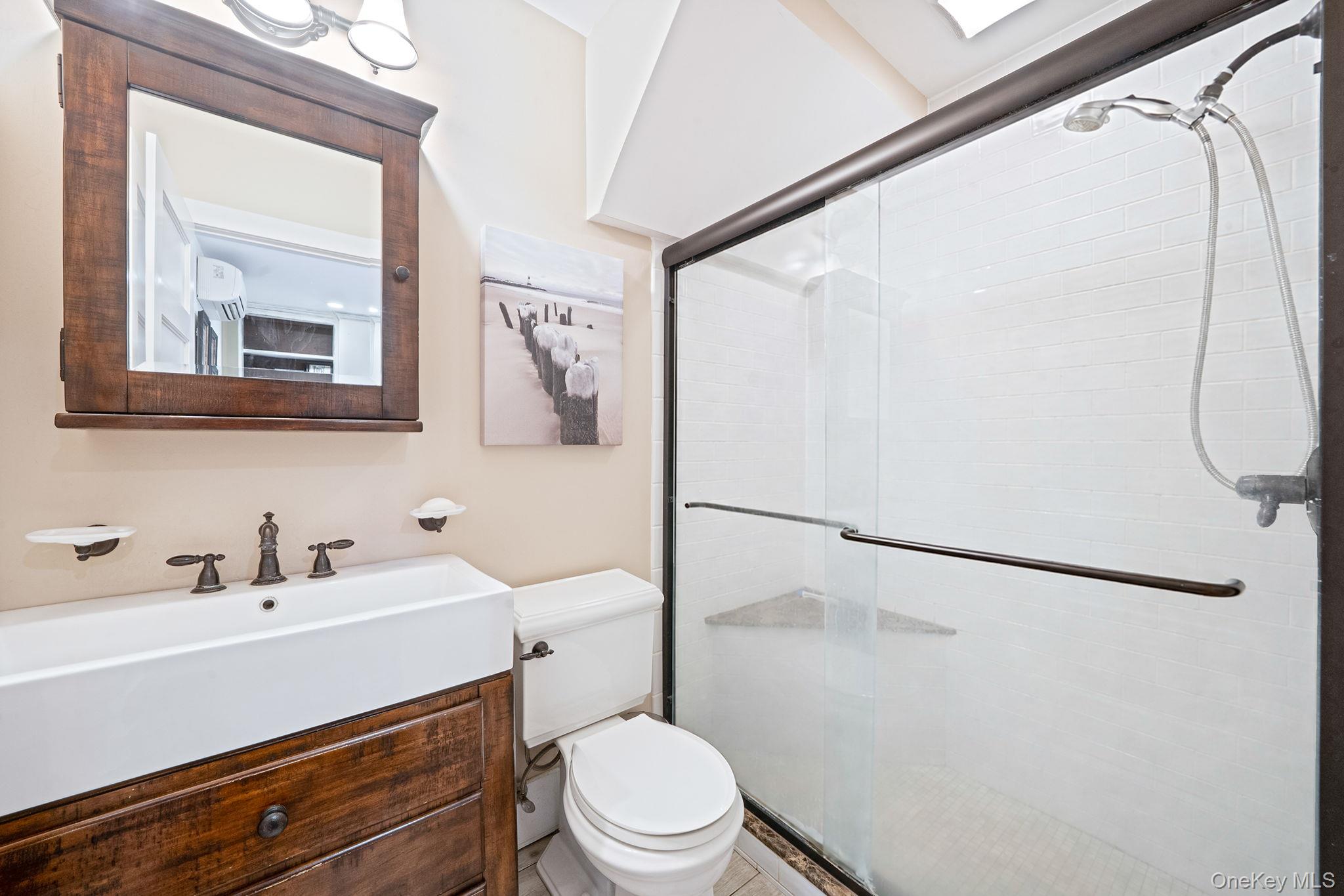 10 Park Street – For Sale photo 17