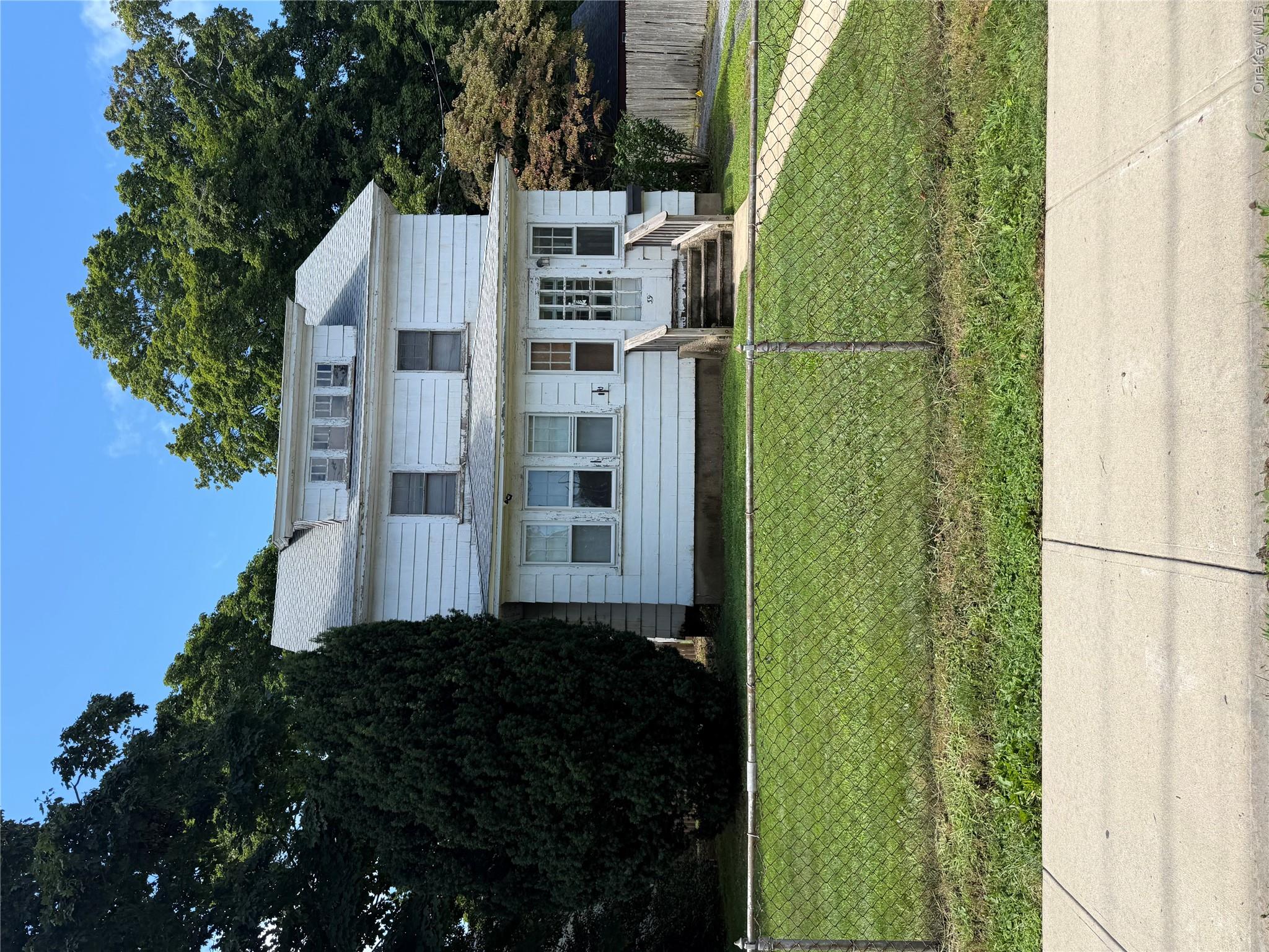 39 Broadway – For Sale