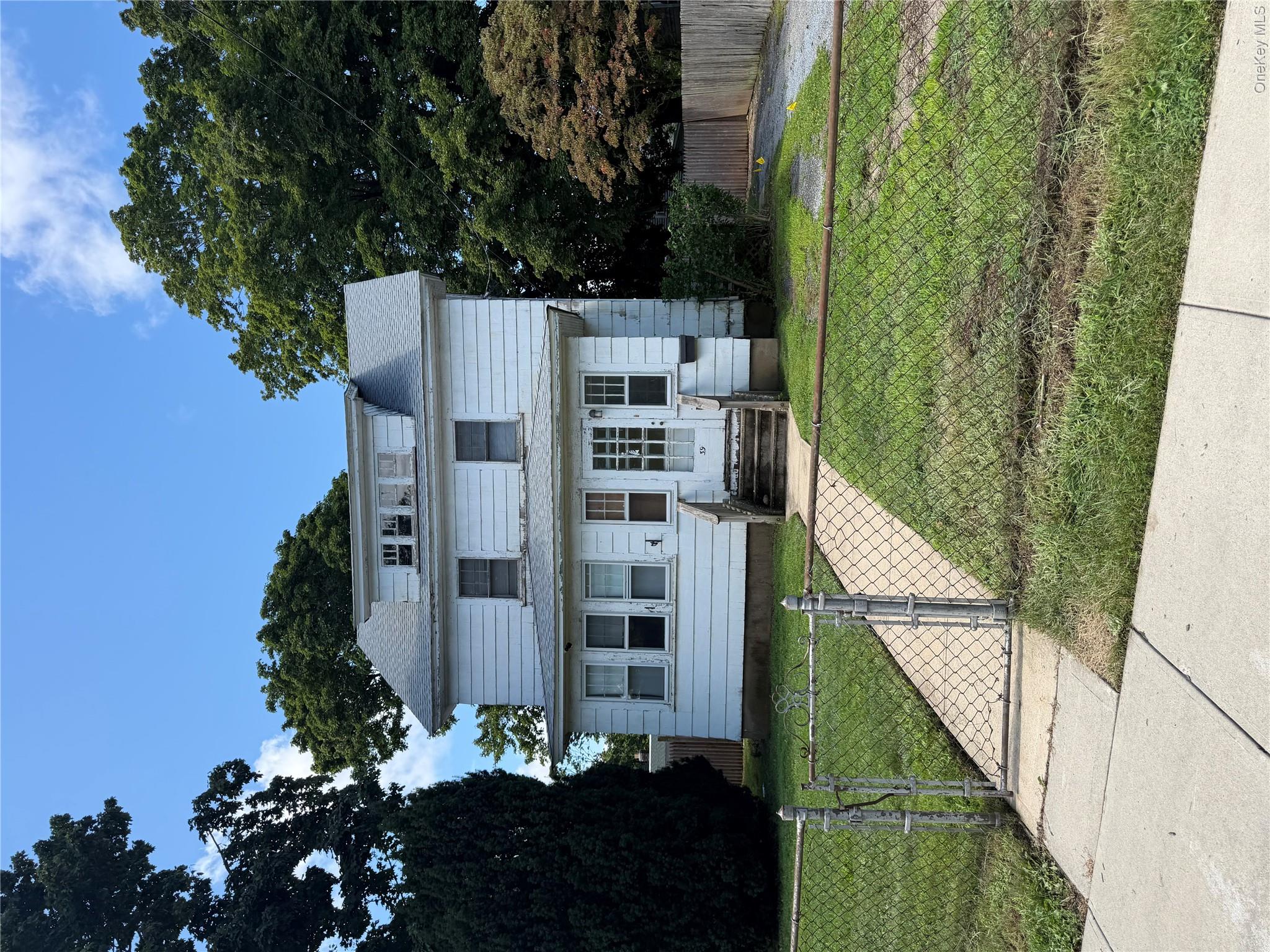 39 Broadway – For Sale photo 3