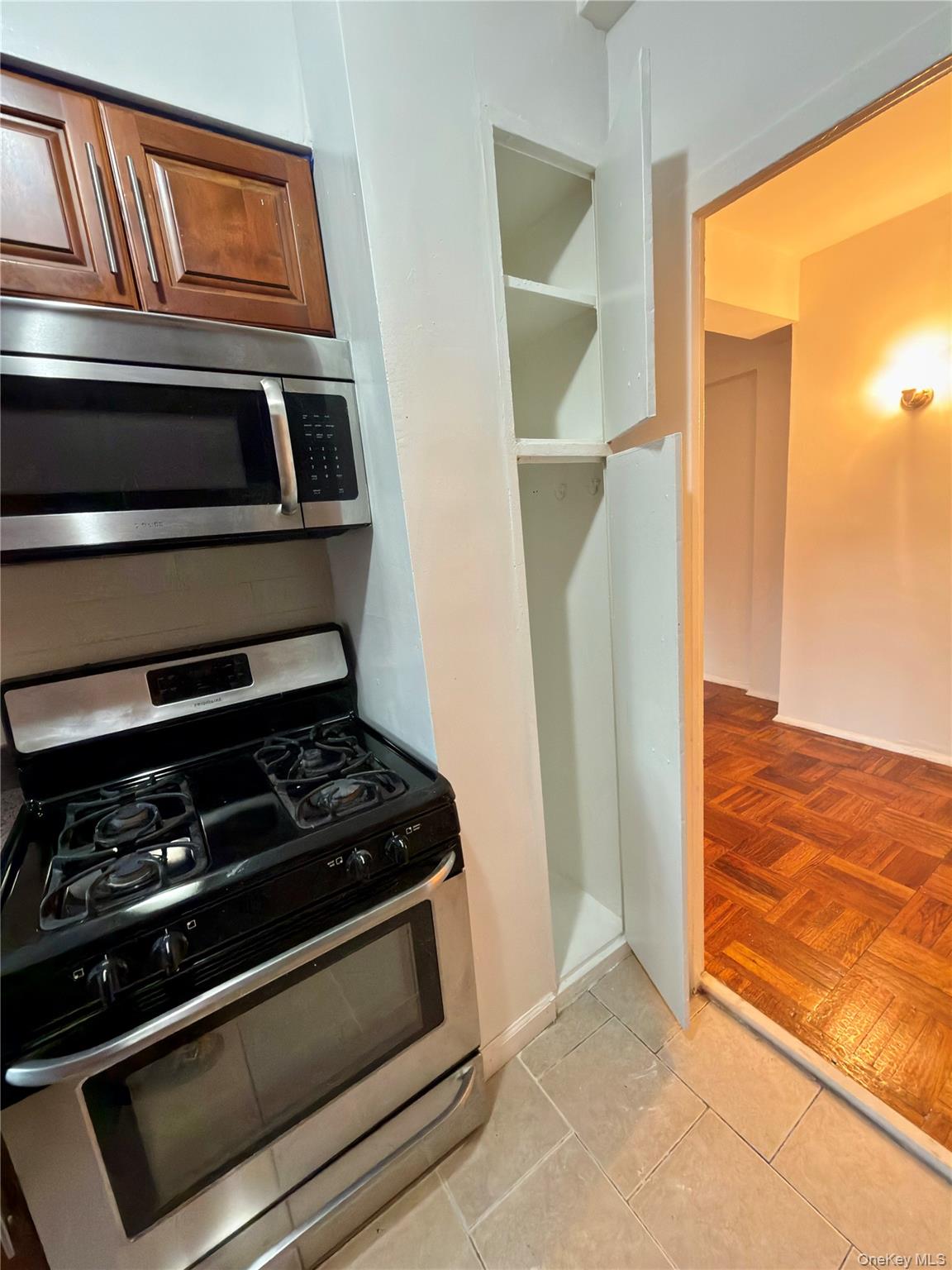 1591 Metropolitan Avenue, Unit 5C photo 10