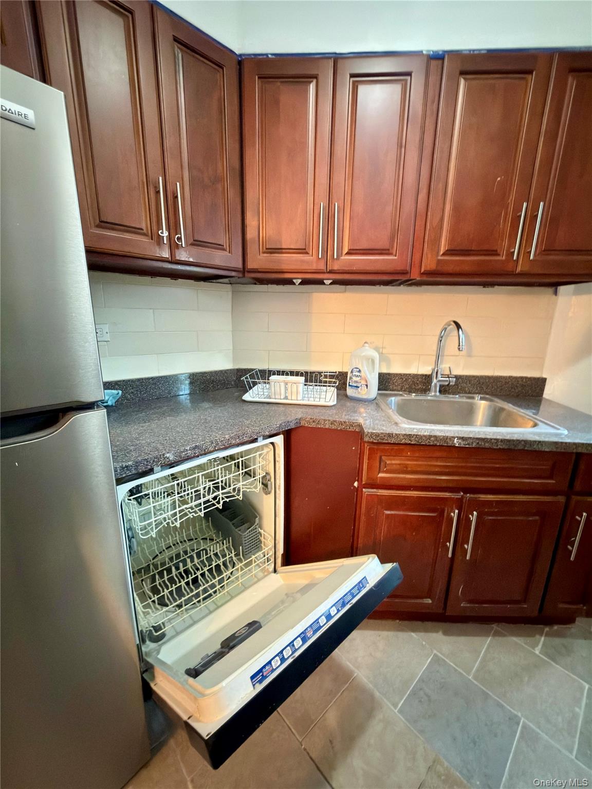 1591 Metropolitan Avenue, Unit 5C photo 7
