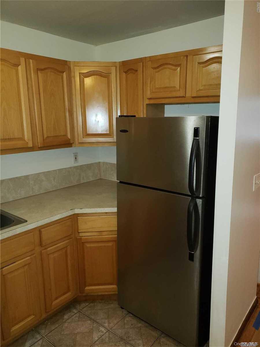 190 Stuyvesant Avenue – For Rent photo 3