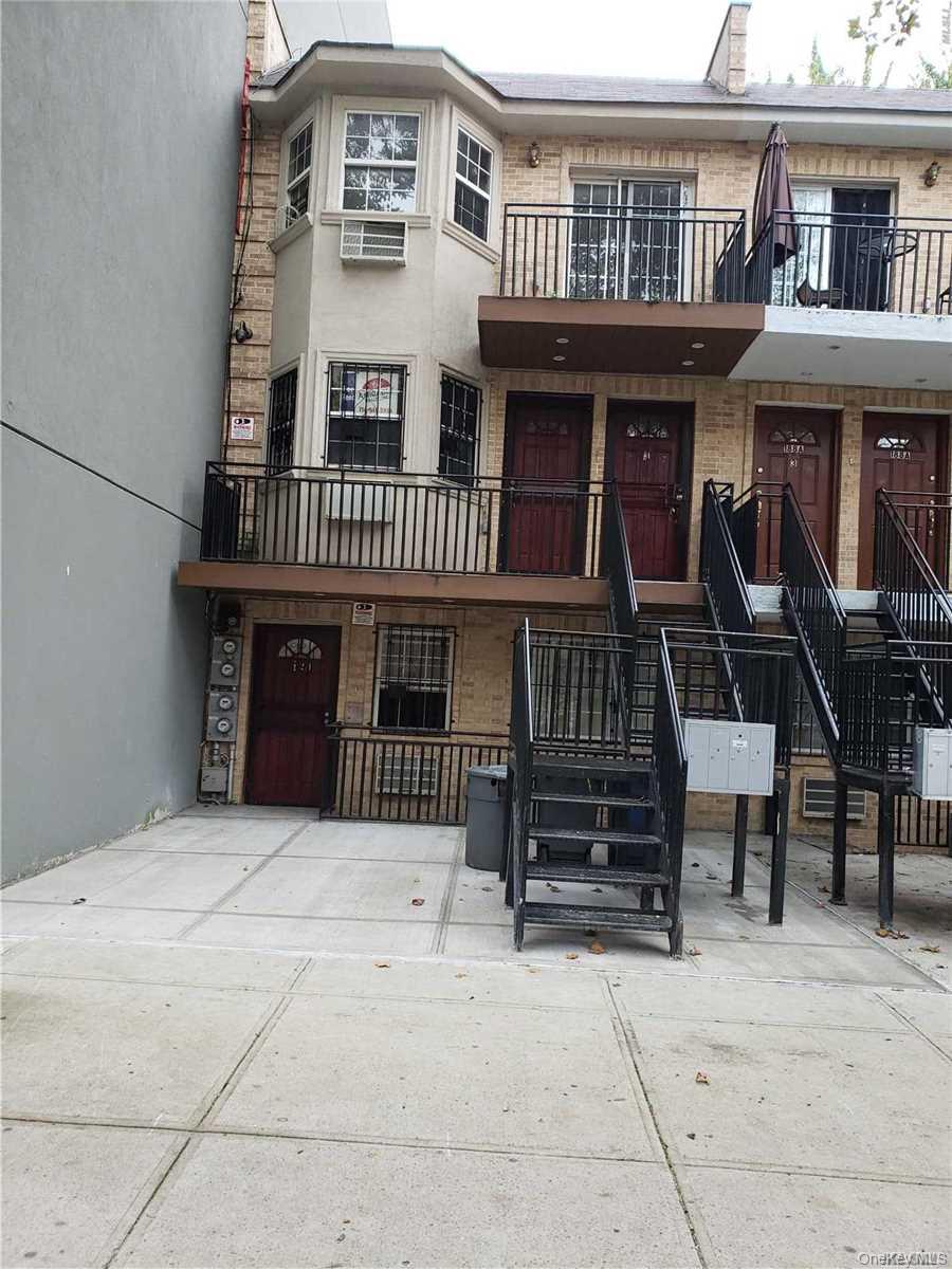 190 Stuyvesant Avenue – For Rent