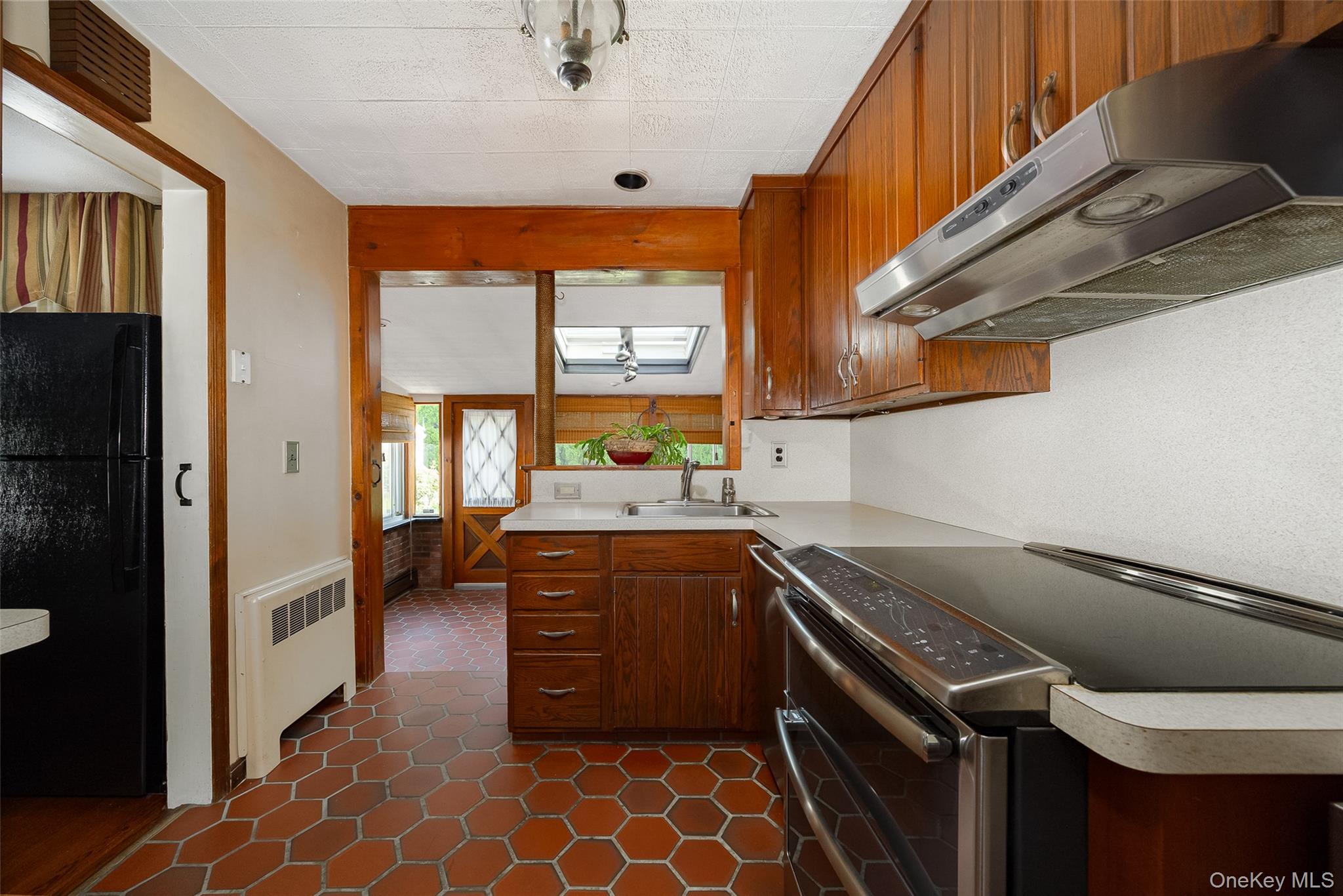 54 Atlantic Avenue – For Sale photo 7