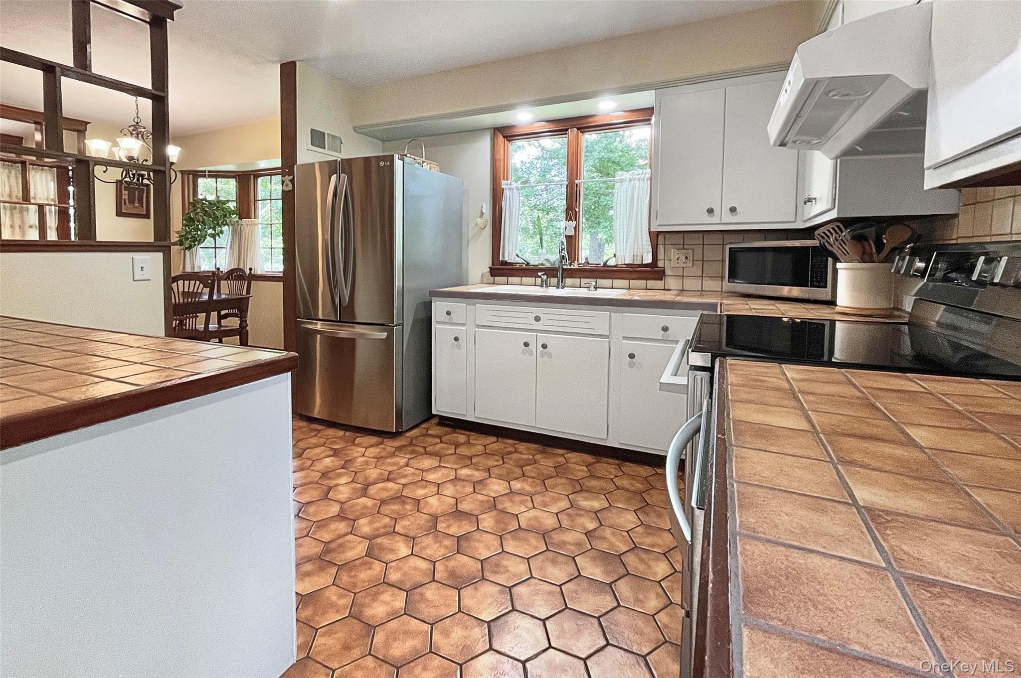 216 Spackenkill Road – For Sale photo 6