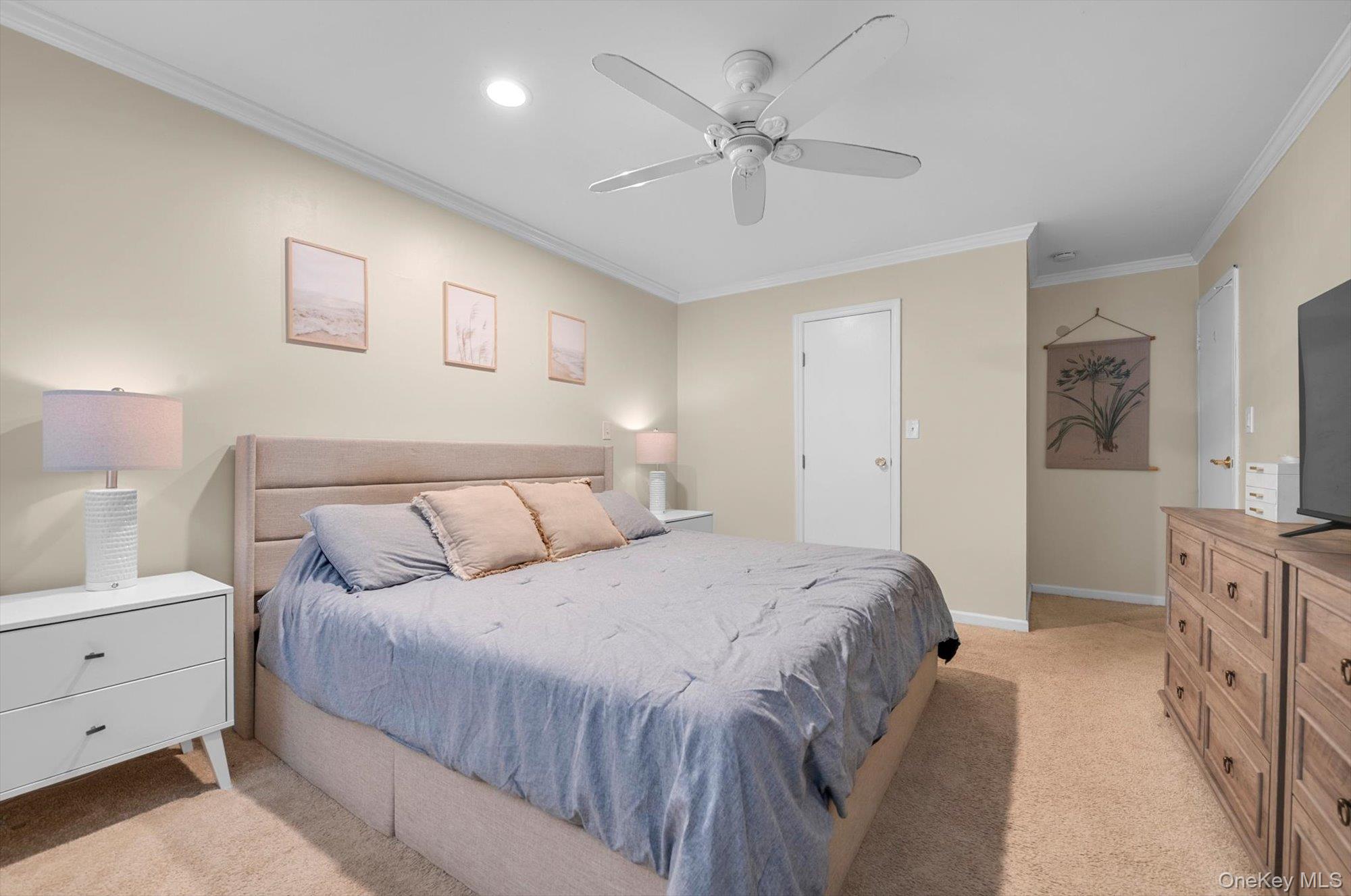 1108 Towne House Village – For Sale photo 12
