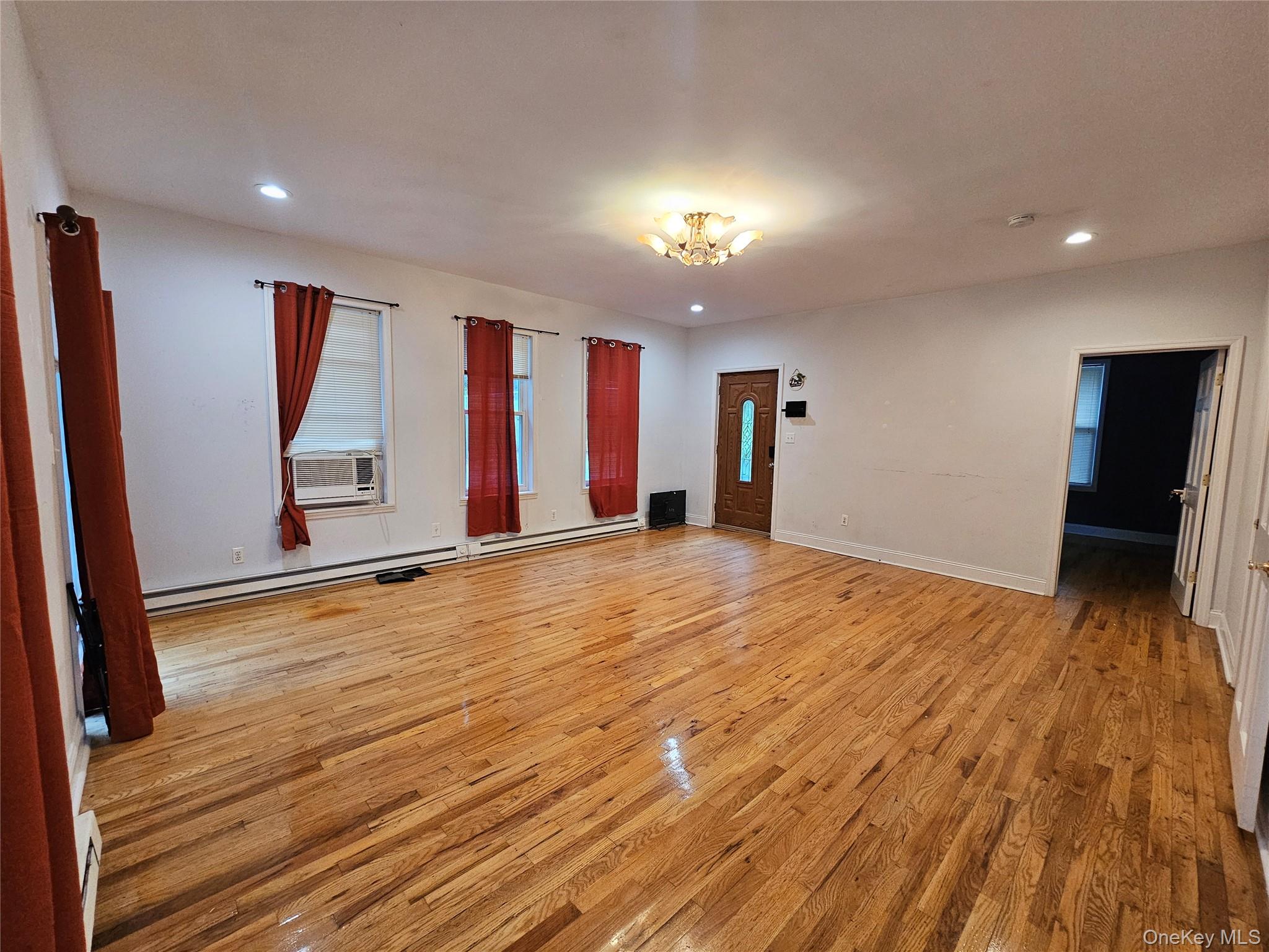 282 S Main Street – For Sale photo 2