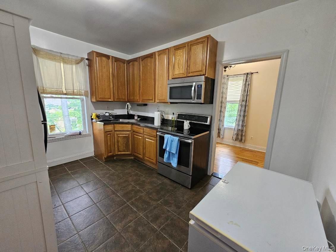 282 S Main Street – For Sale photo 4
