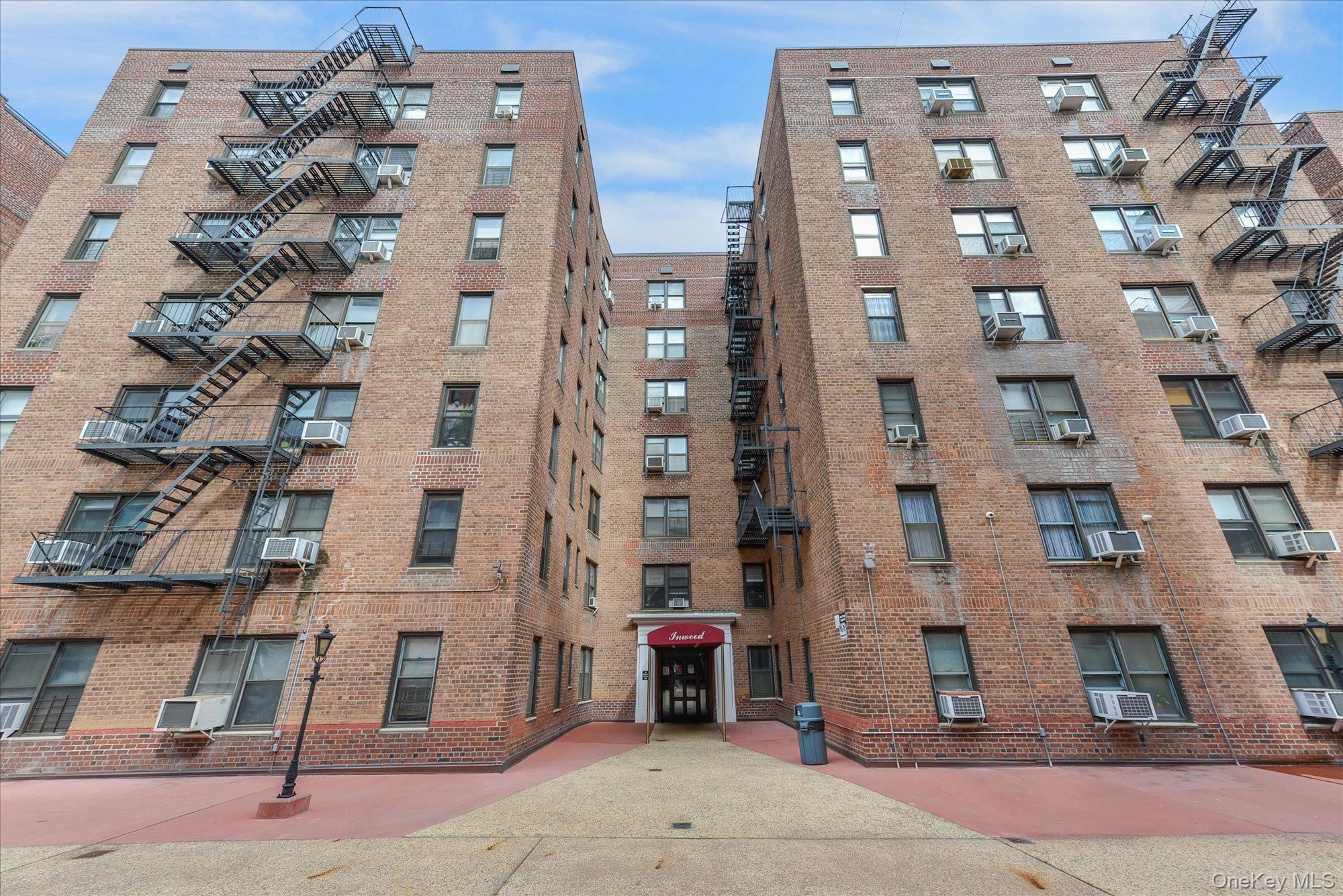 83-75 Woodhaven Boulevard, Unit 1/C