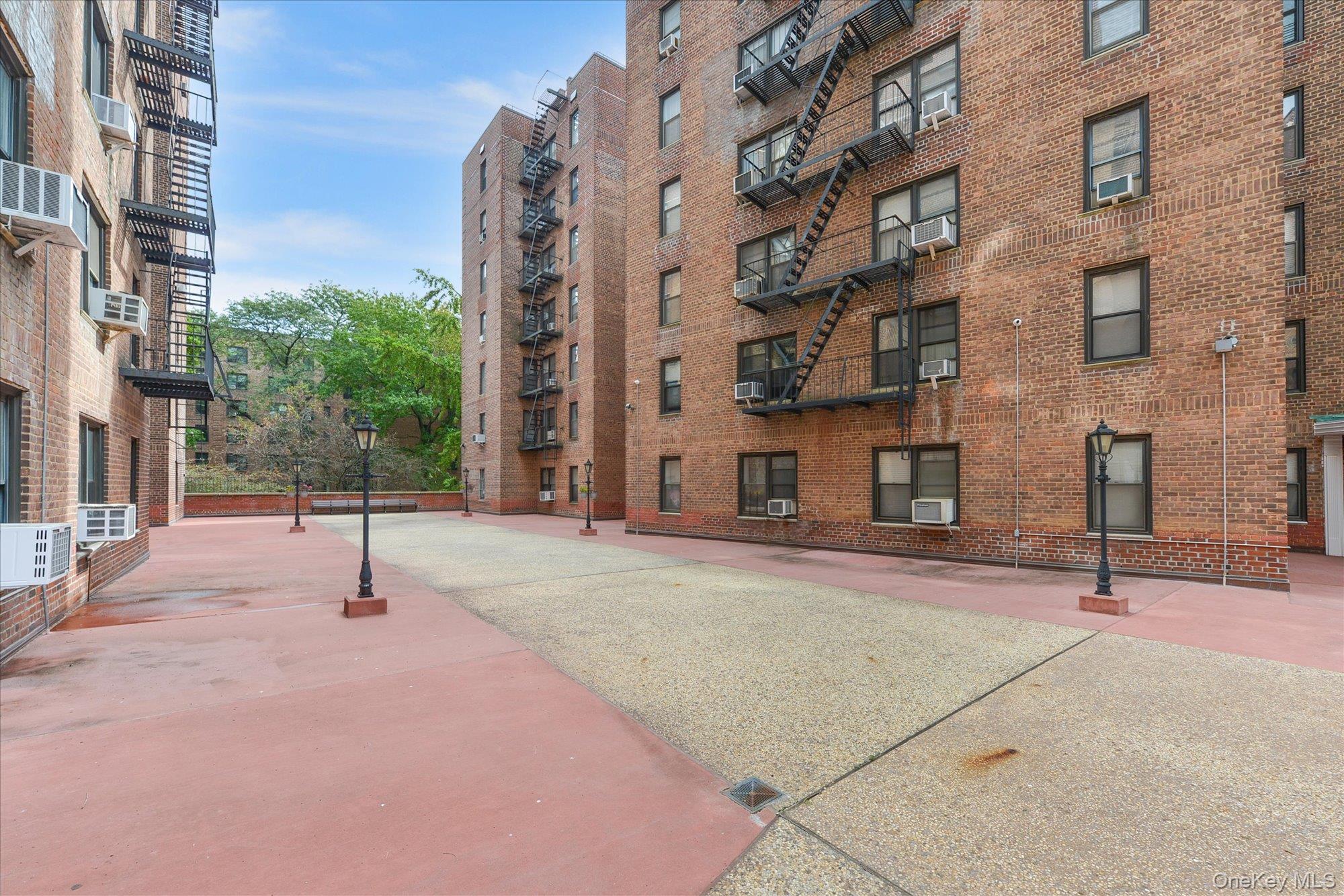 83-75 Woodhaven Boulevard, Unit 1/C photo 19