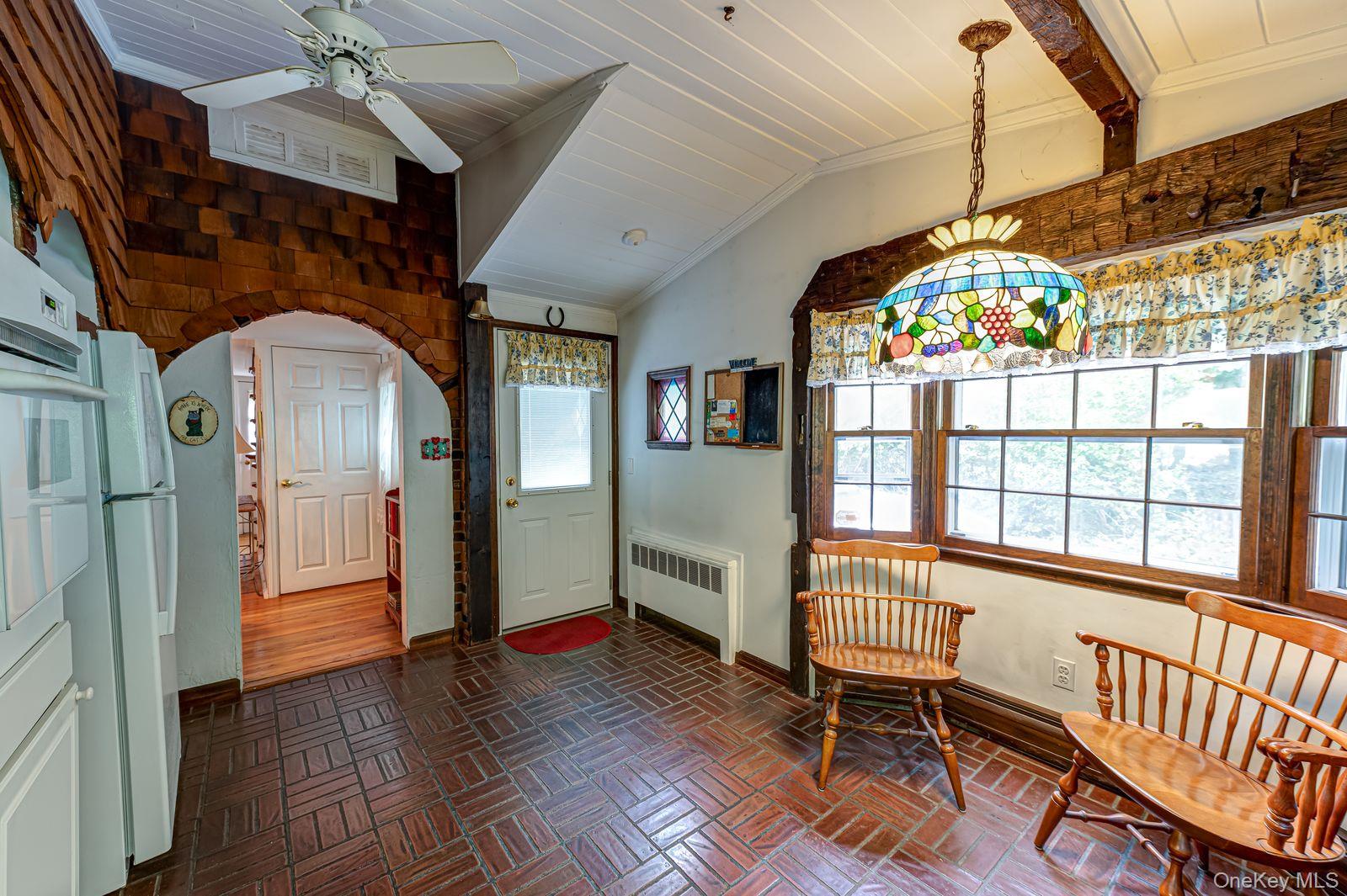 10 Overton Pass – For Sale photo 11