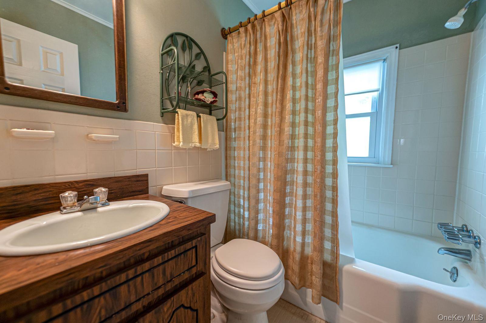10 Overton Pass – For Sale photo 9