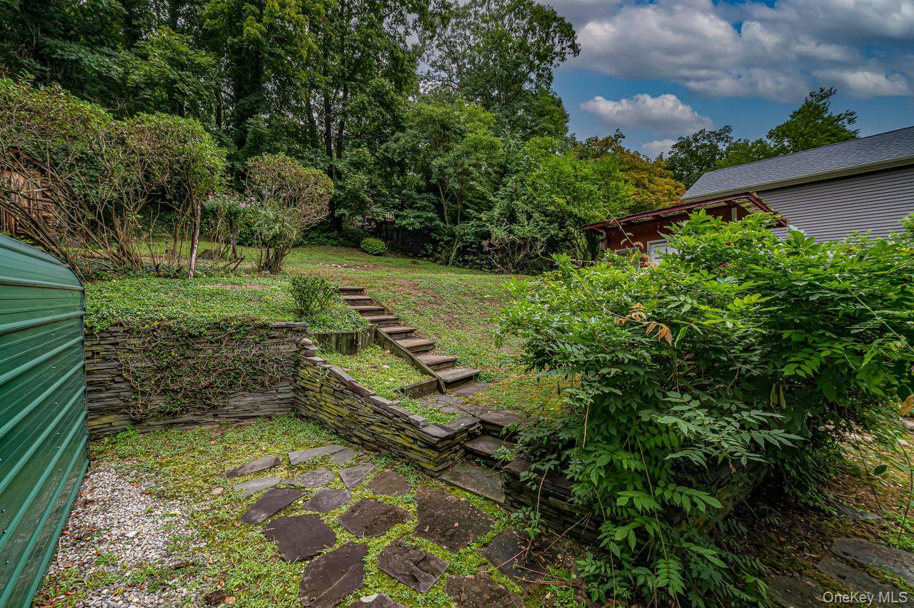 10 Overton Pass – For Sale photo 16