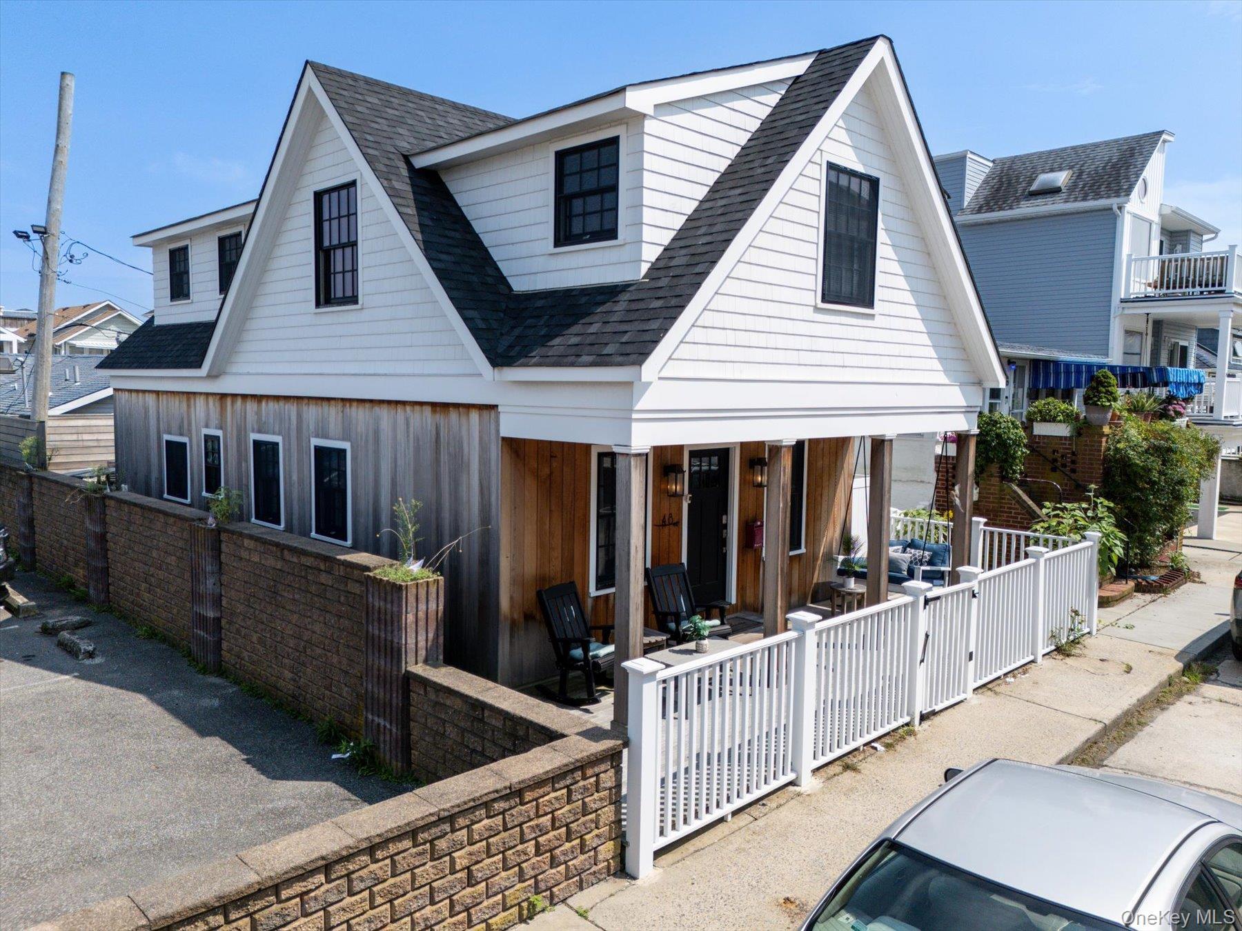 48 Vermont Street – For Sale photo 2