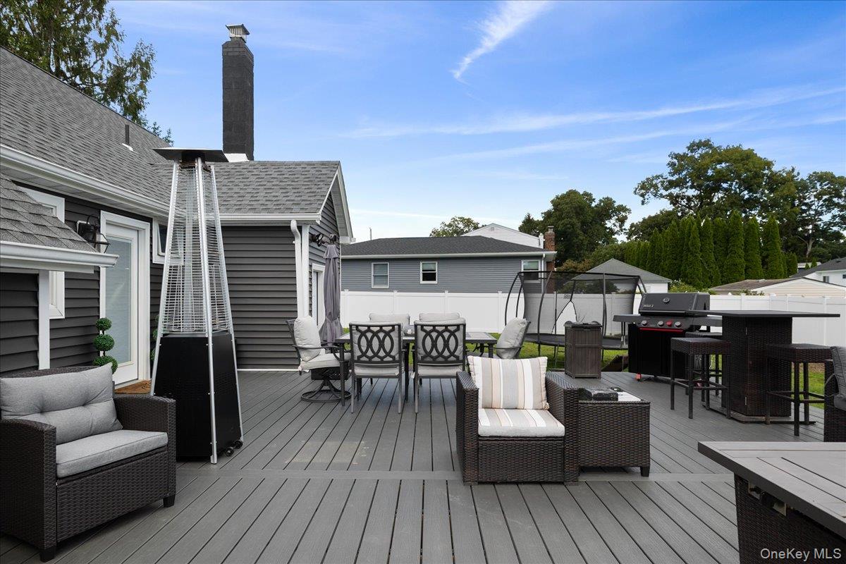 308 McCall Avenue – For Sale photo 2