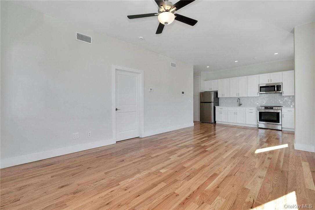 145 Main Street, Unit 202 photo 15