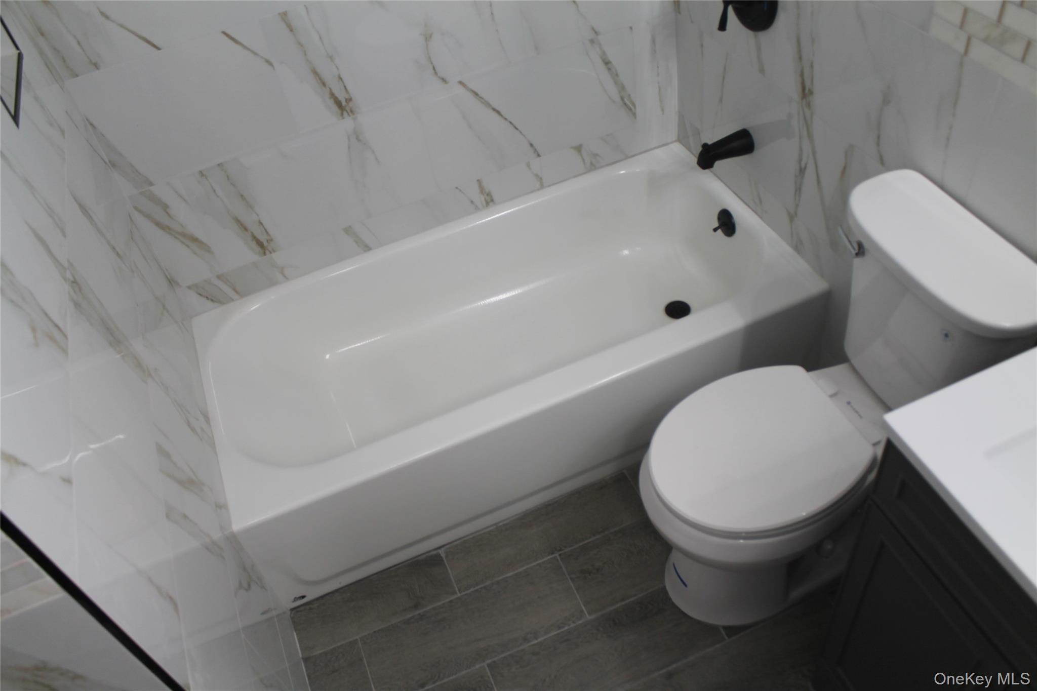 12 Lexington Hill, Unit 7 photo 10
