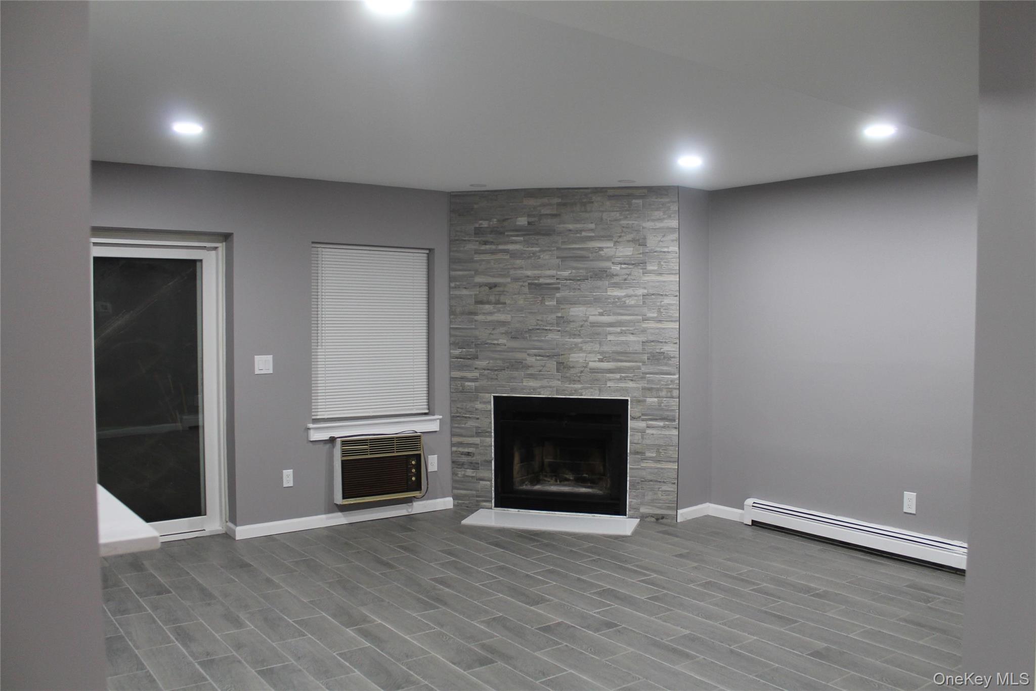 12 Lexington Hill, Unit 7 photo 5