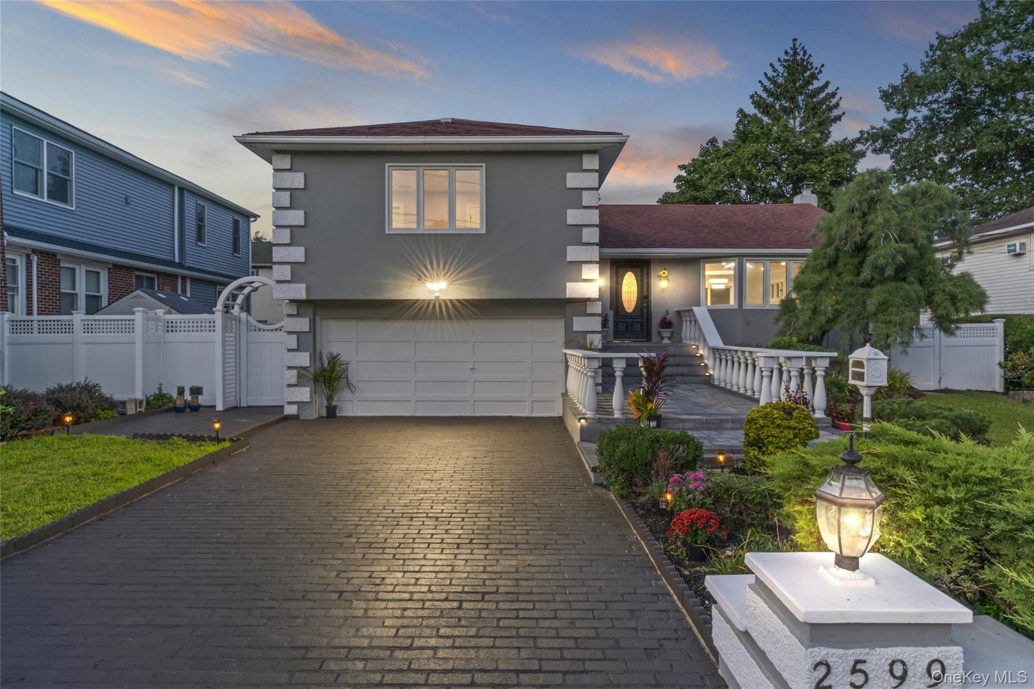 2599 Orr Street – For Sale