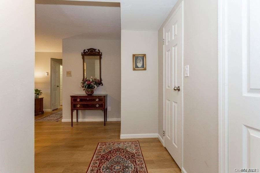 22 N Forest Avenue, Unit 1N photo 4