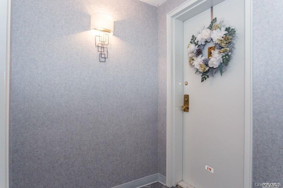 22 N Forest Avenue, Unit 1N photo 3
