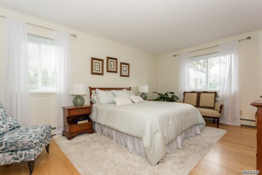 22 N Forest Avenue, Unit 1N photo 17