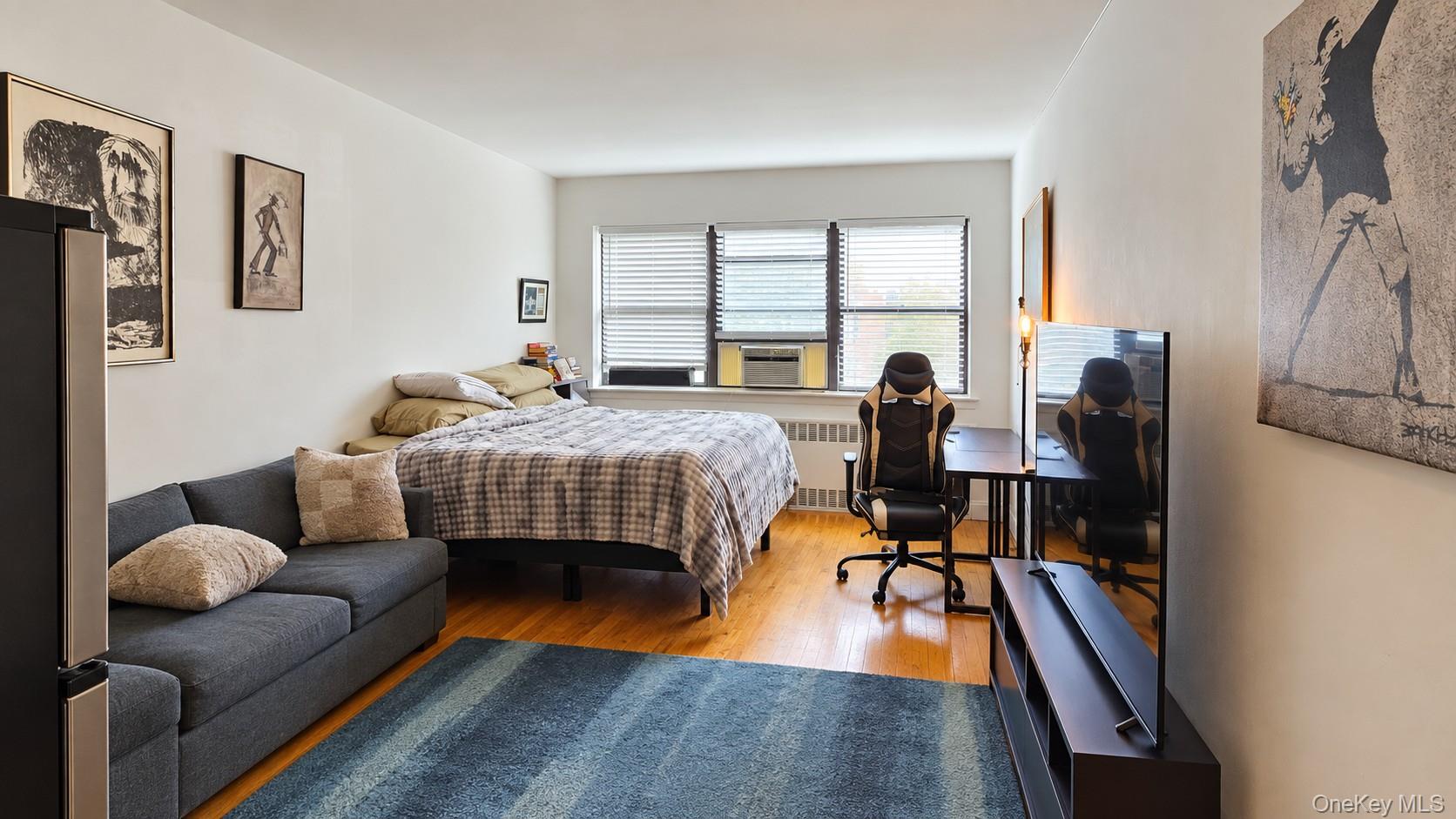 55 Ehrbar Avenue, Unit 4C