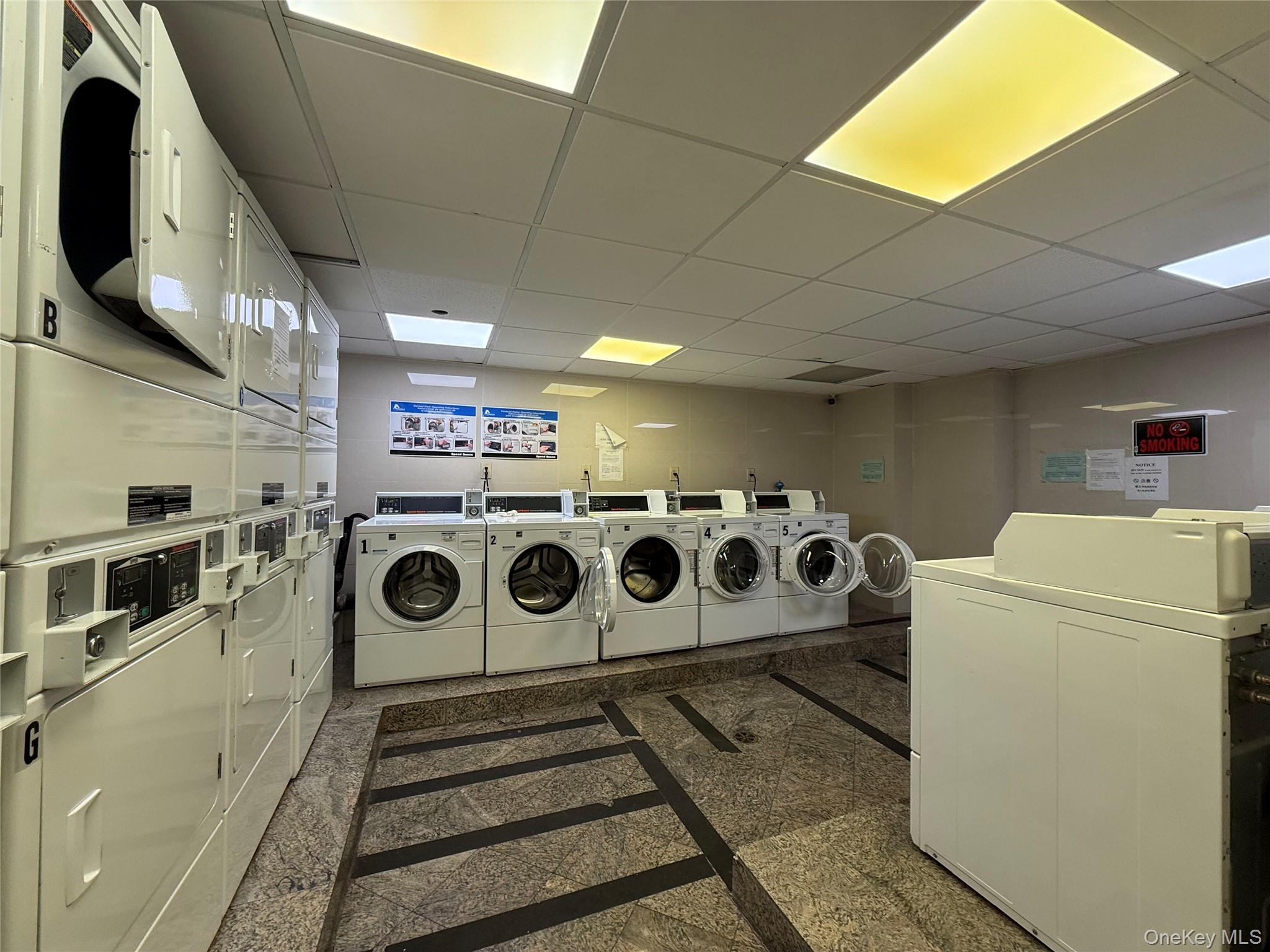 13338 Sanford Avenue, Unit 15E photo 4