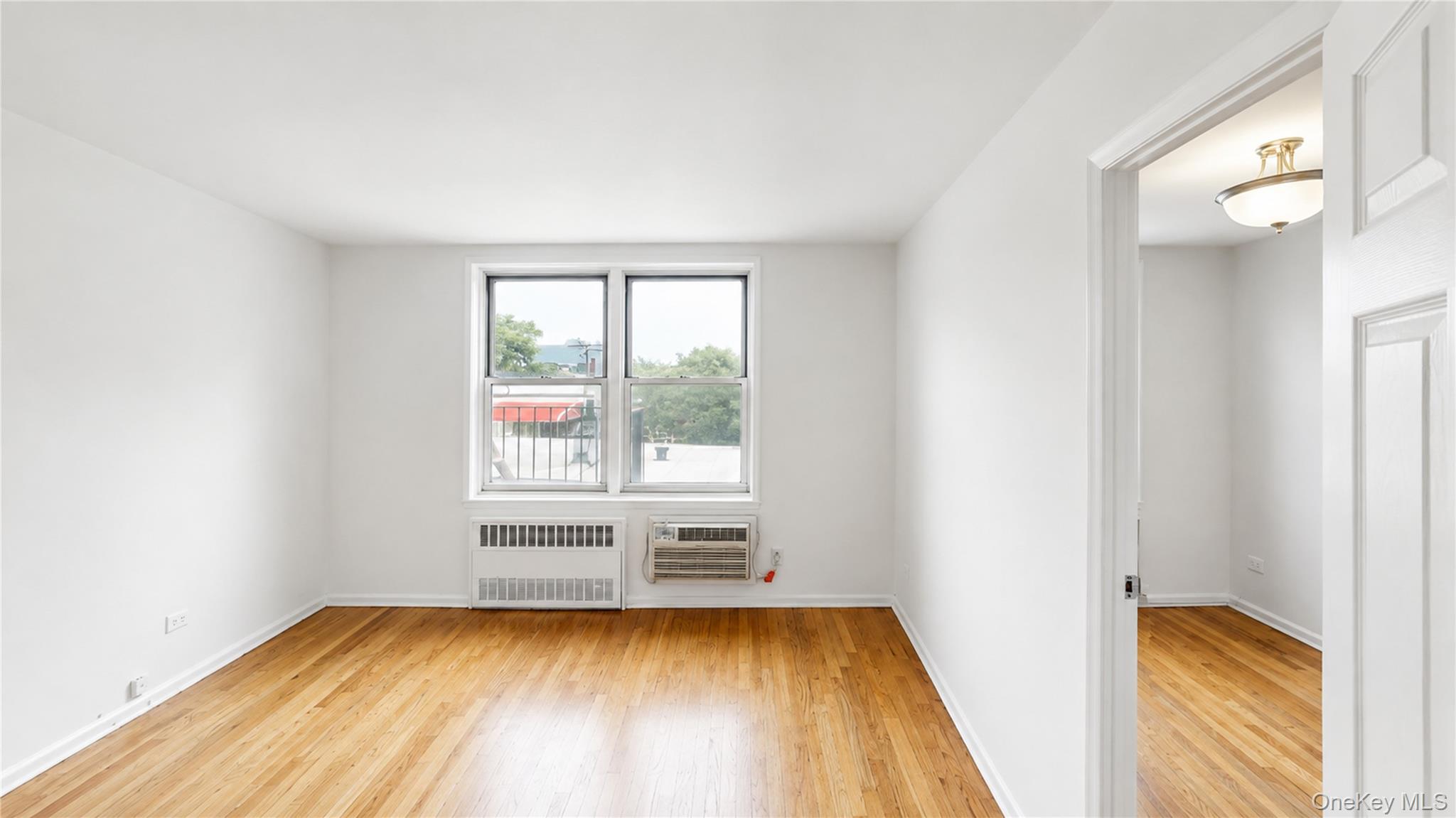60-11 Broadway, Unit 3L photo 7