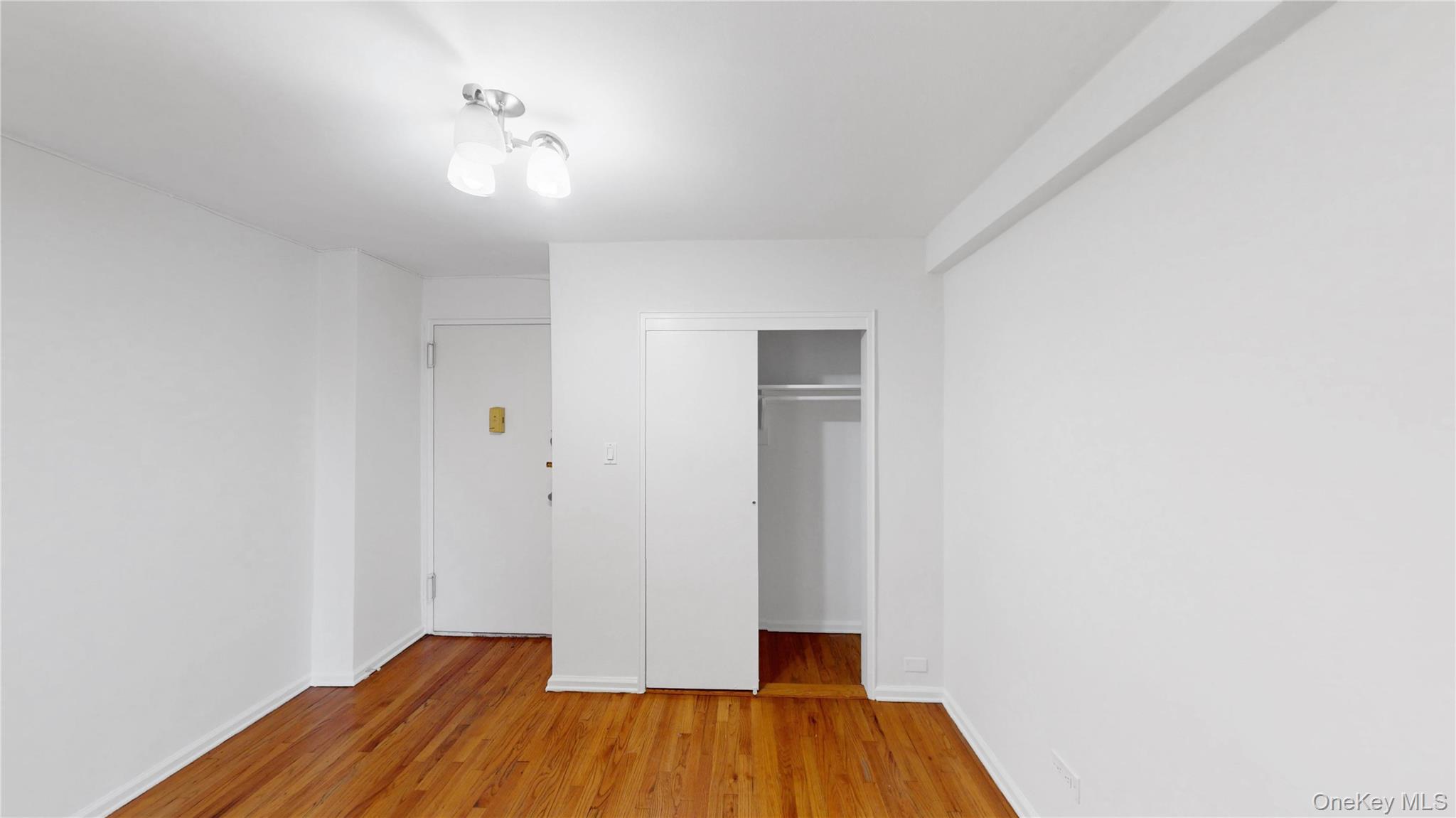 60-11 Broadway, Unit 3L photo 13