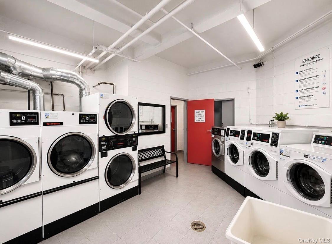 60-11 Broadway, Unit 3L photo 25