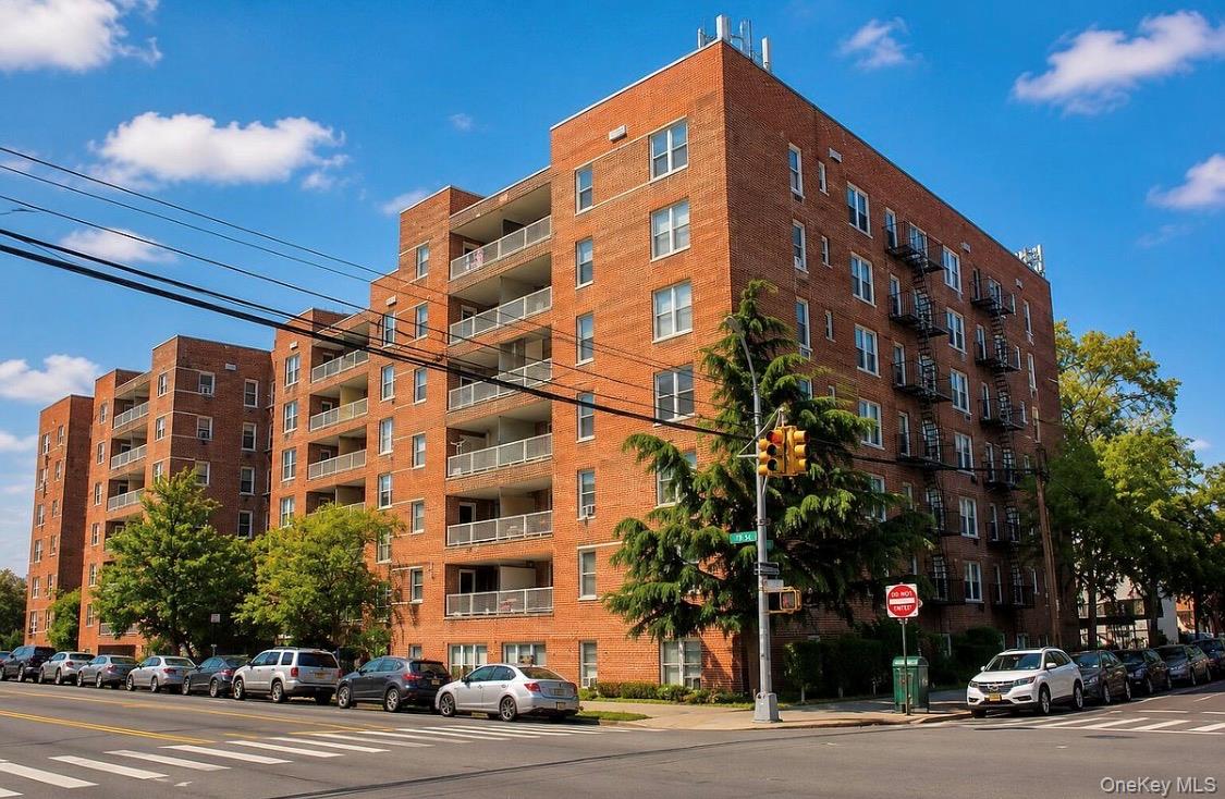 60-11 Broadway, Unit 3L photo 23