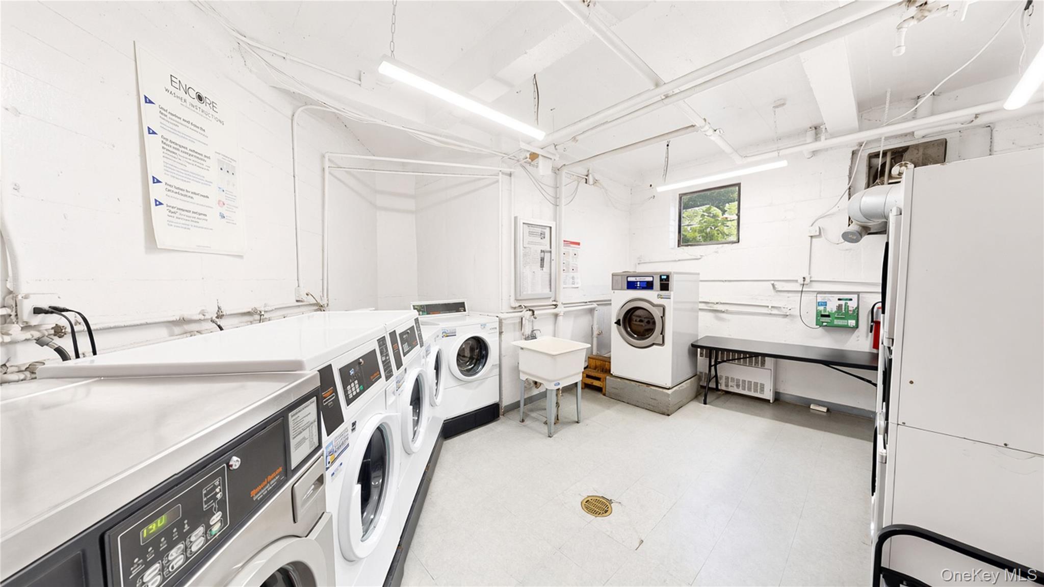 60-11 Broadway, Unit 3L photo 18