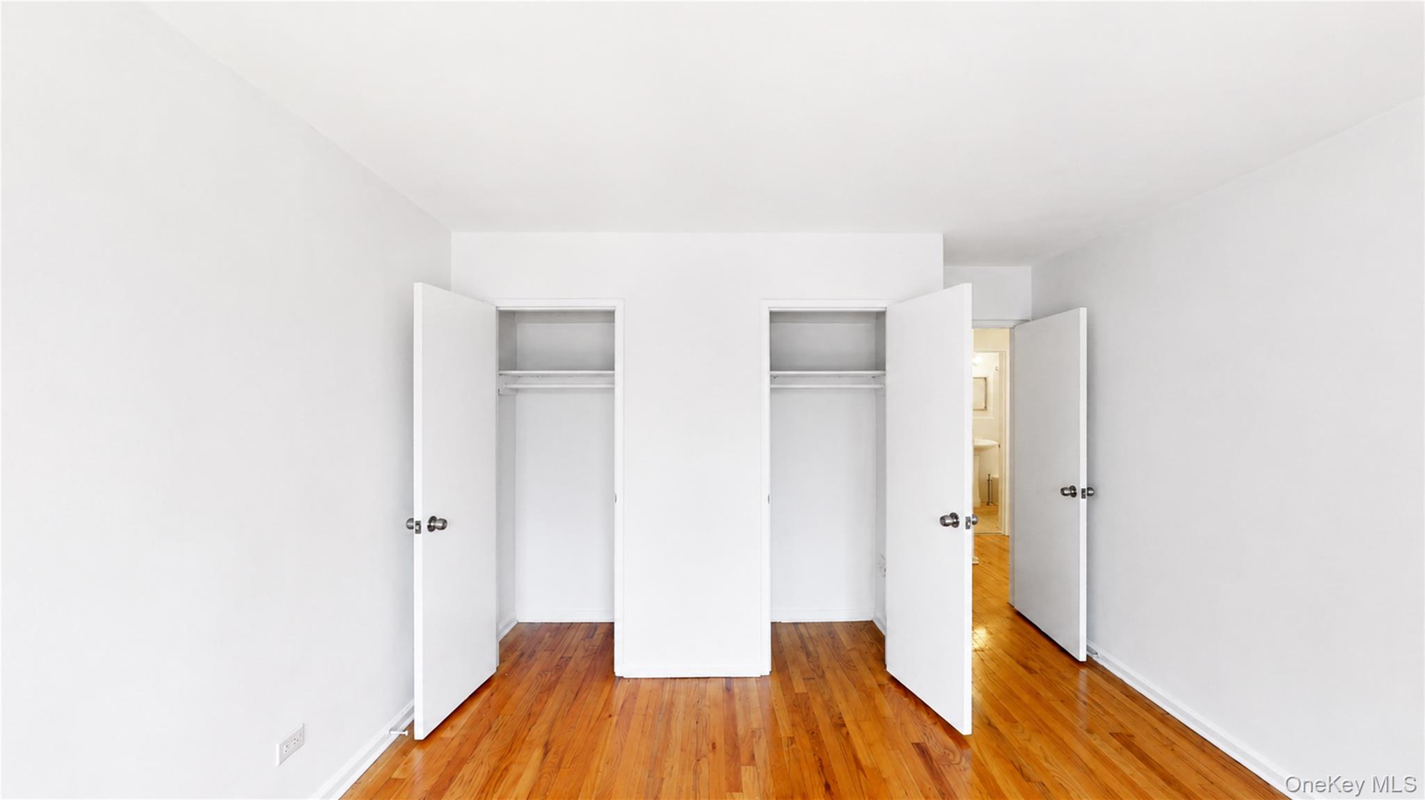 60-11 Broadway, Unit 3L photo 12