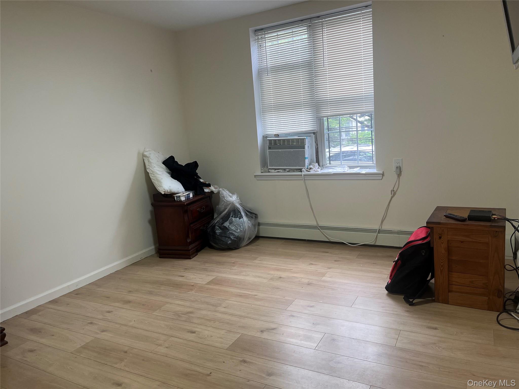 208-10A 39 Avenue – For Rent photo 7