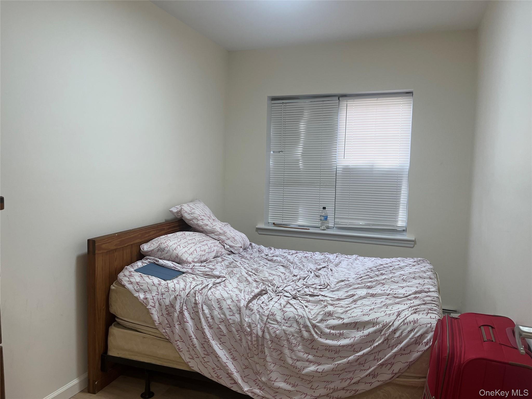 208-10A 39 Avenue – For Rent photo 9