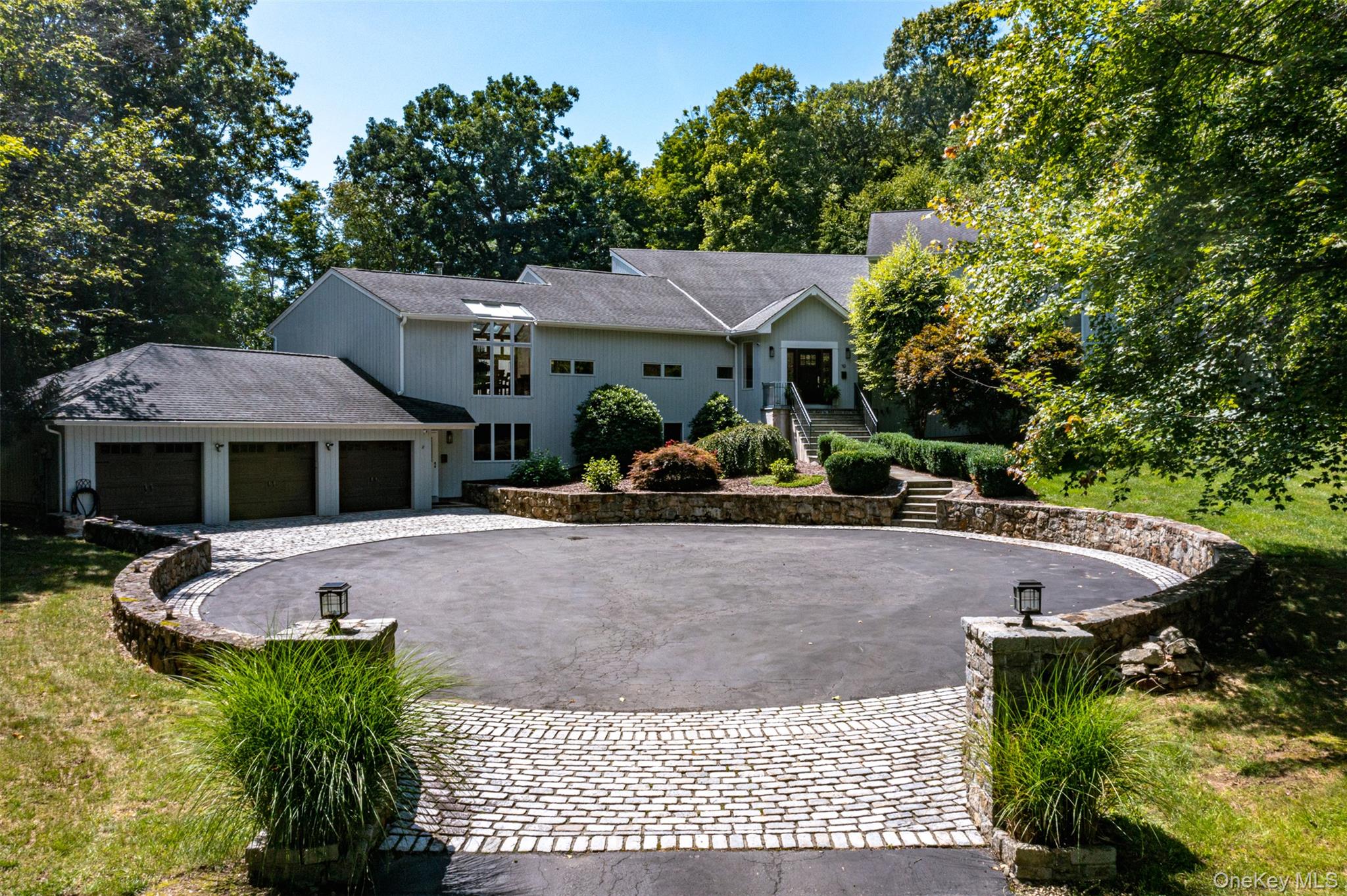 19 Twin Bridges Road – For Sale