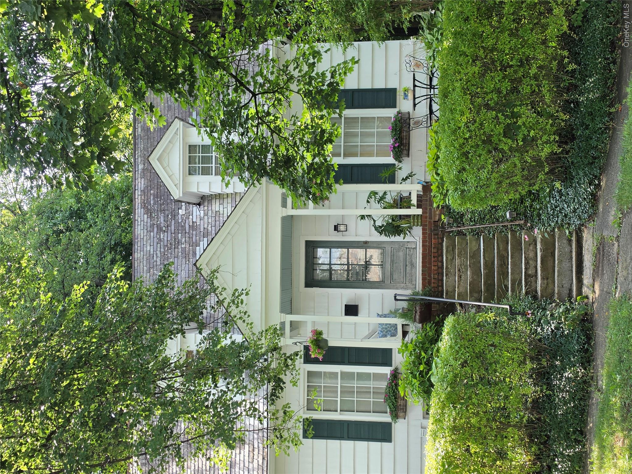 20 Bush Avenue – For Sale photo 2