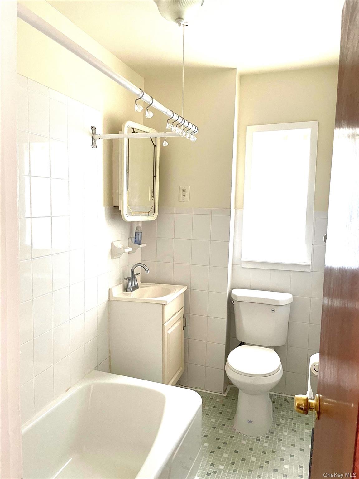 97-31 92nd Street – For Rent photo 8
