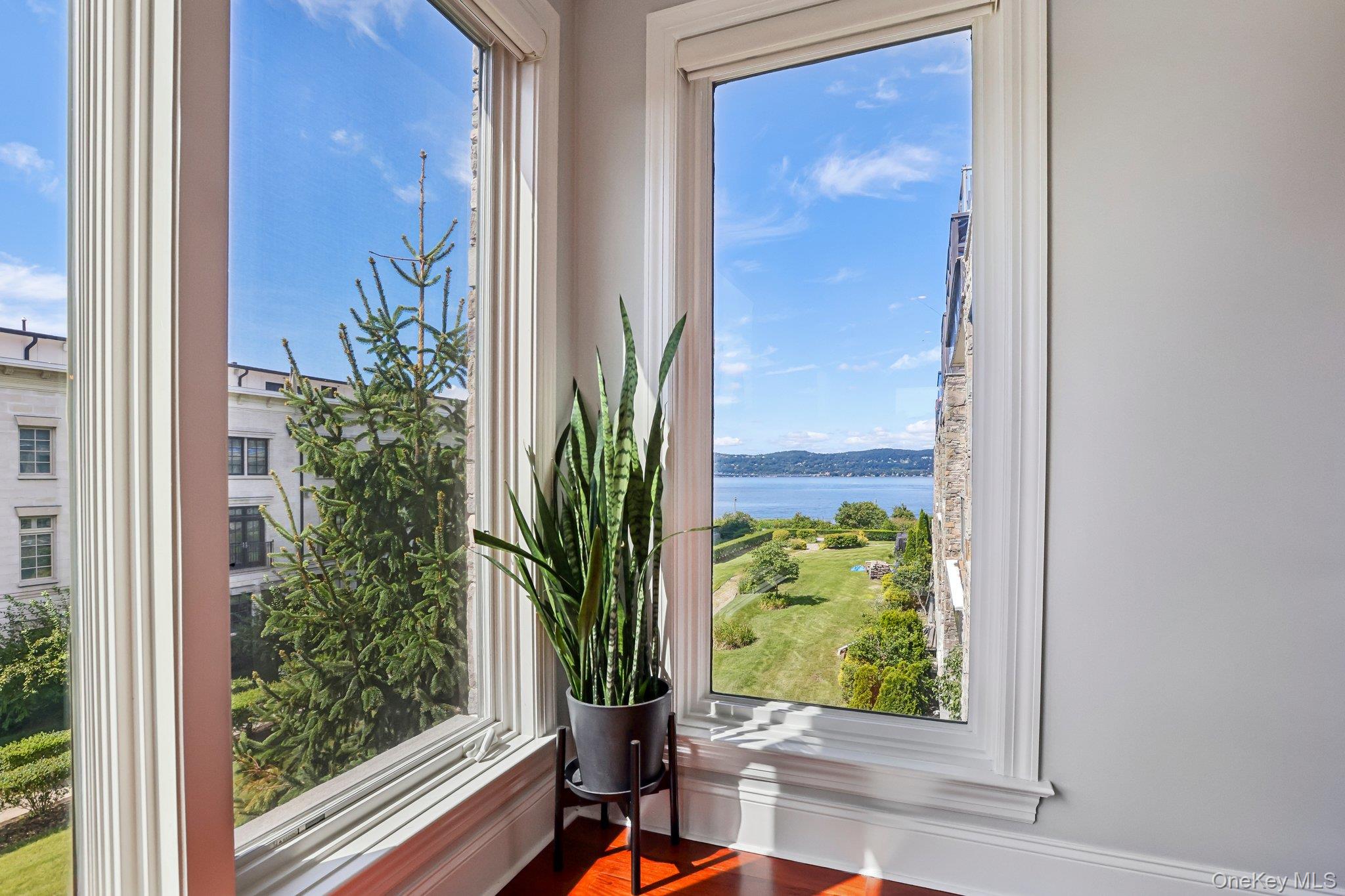 16 Rivers Edge Drive, Unit 310 photo 3