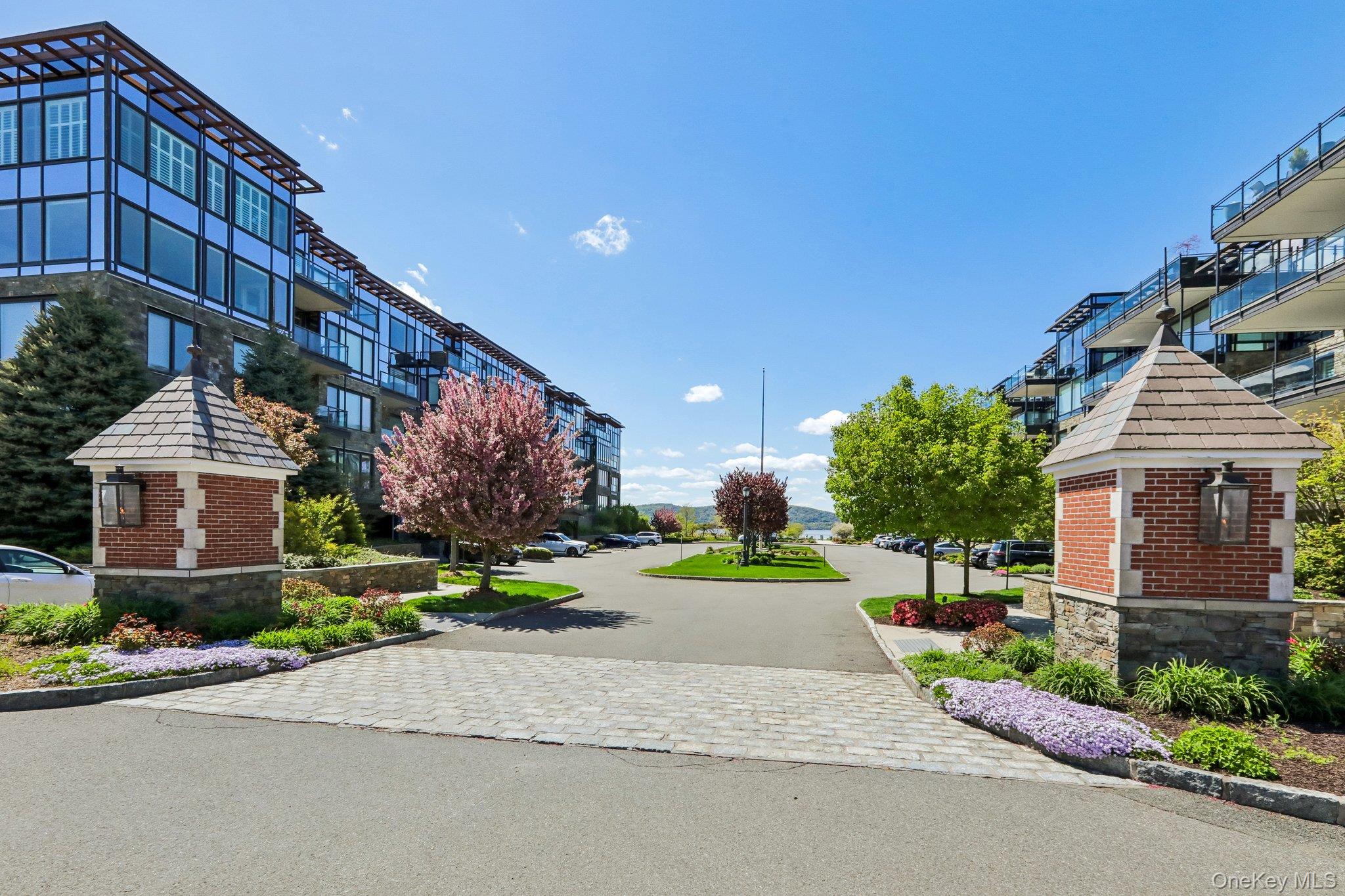 16 Rivers Edge Drive, Unit 310 photo 32