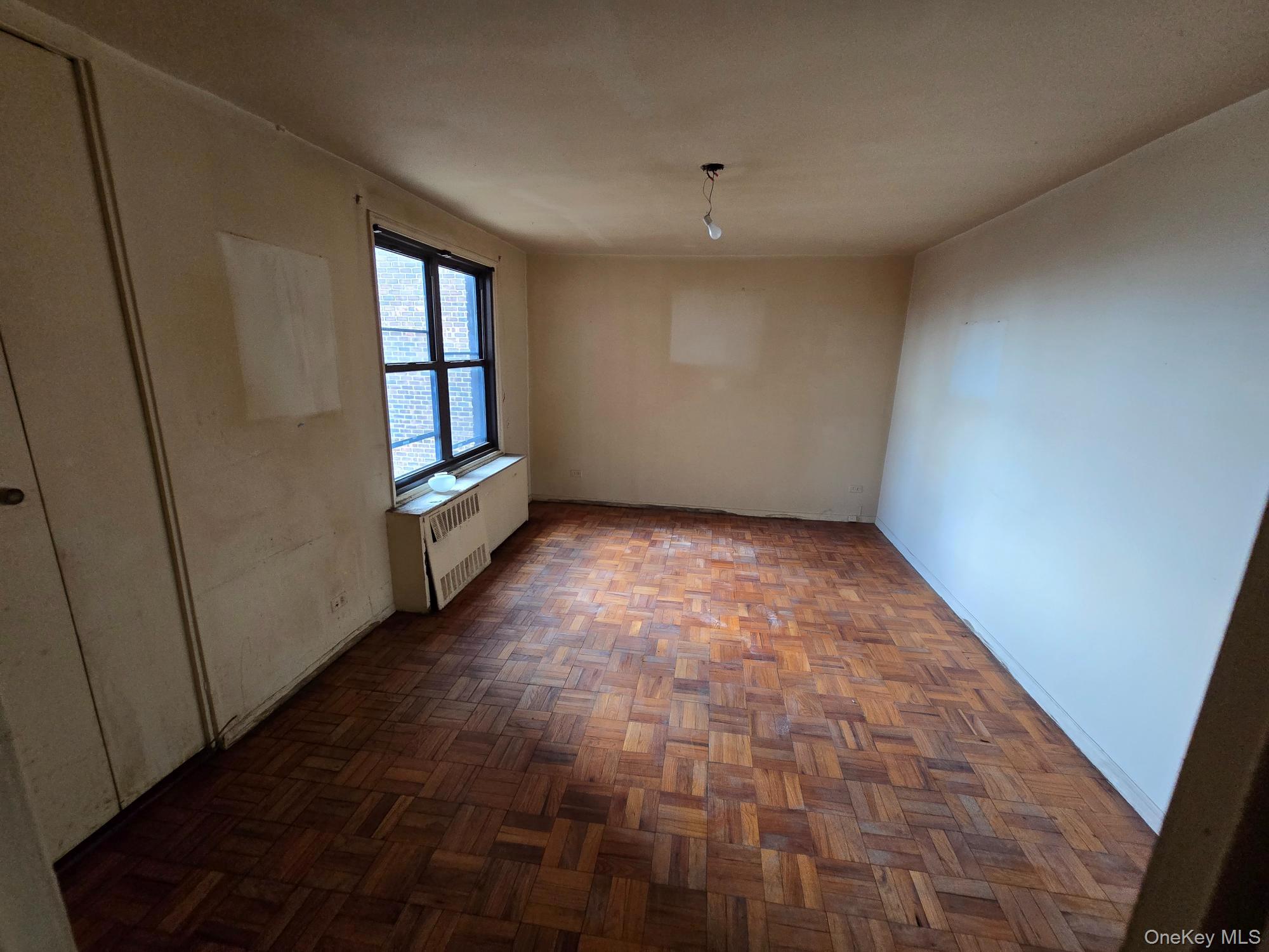 2835 Webb, Unit 7J photo 11